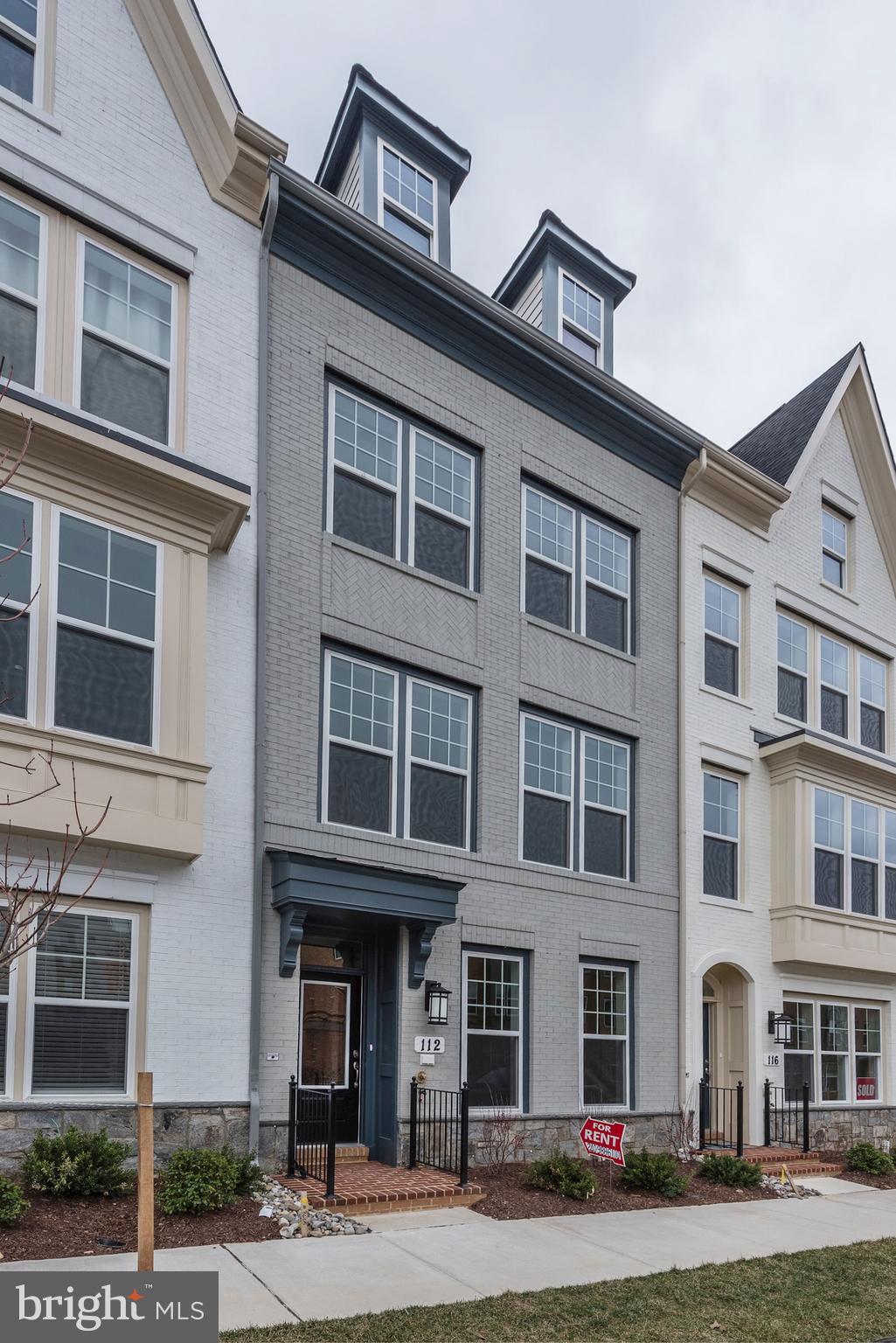 CROWN FARM - Residential Lease
