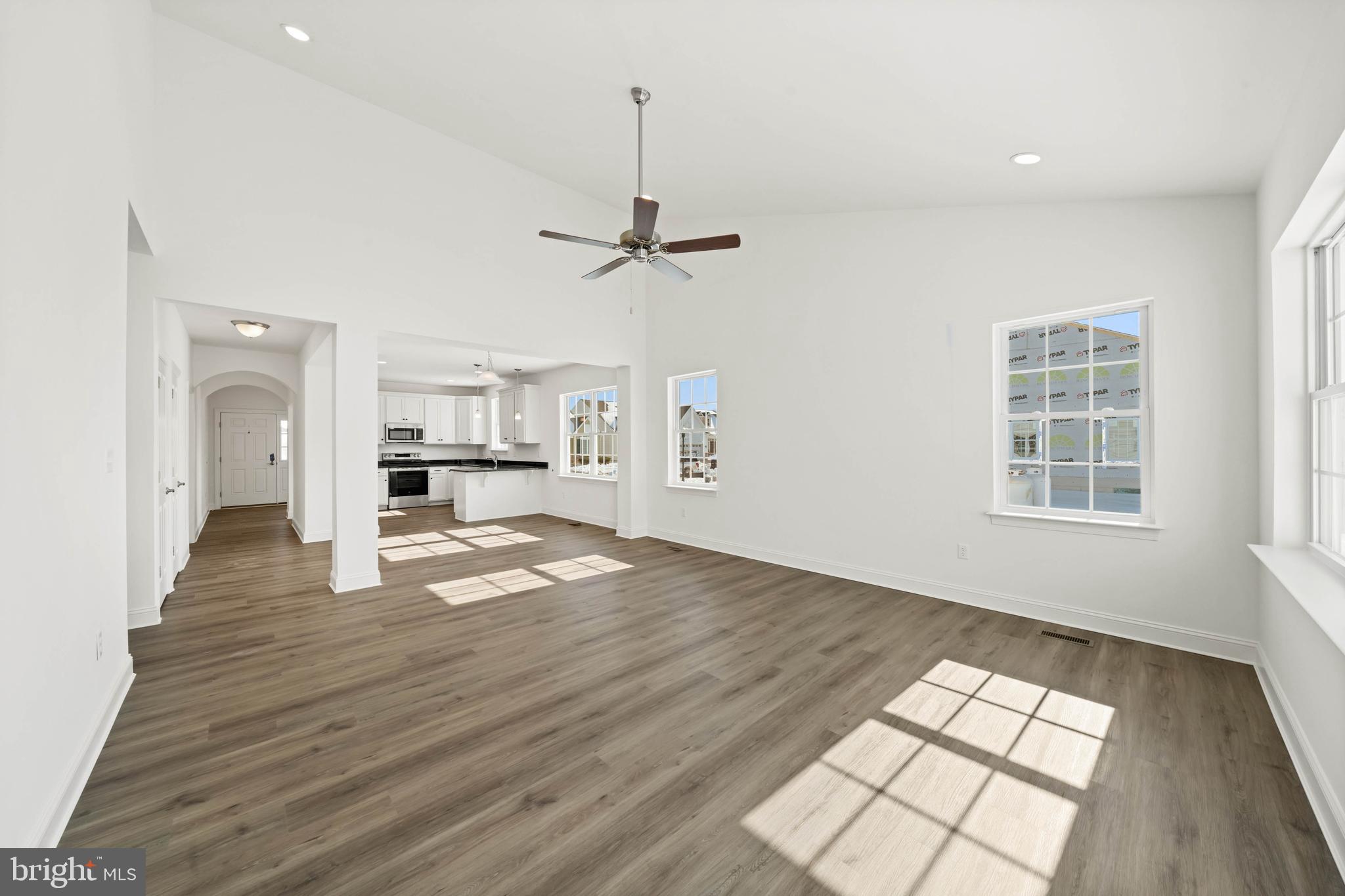 VILLAGE OF EASTRIDGE - Residential
