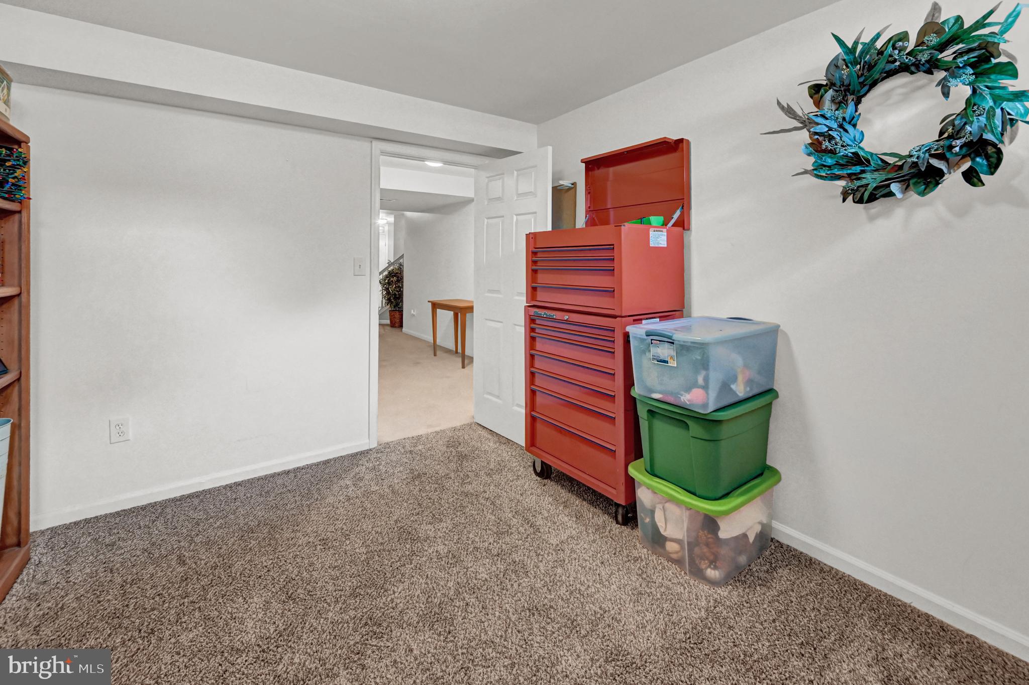 SENECA RIDGE - Residential