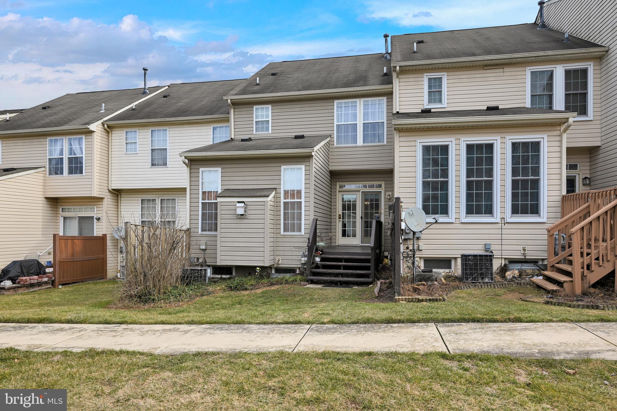SENECA RIDGE - Residential