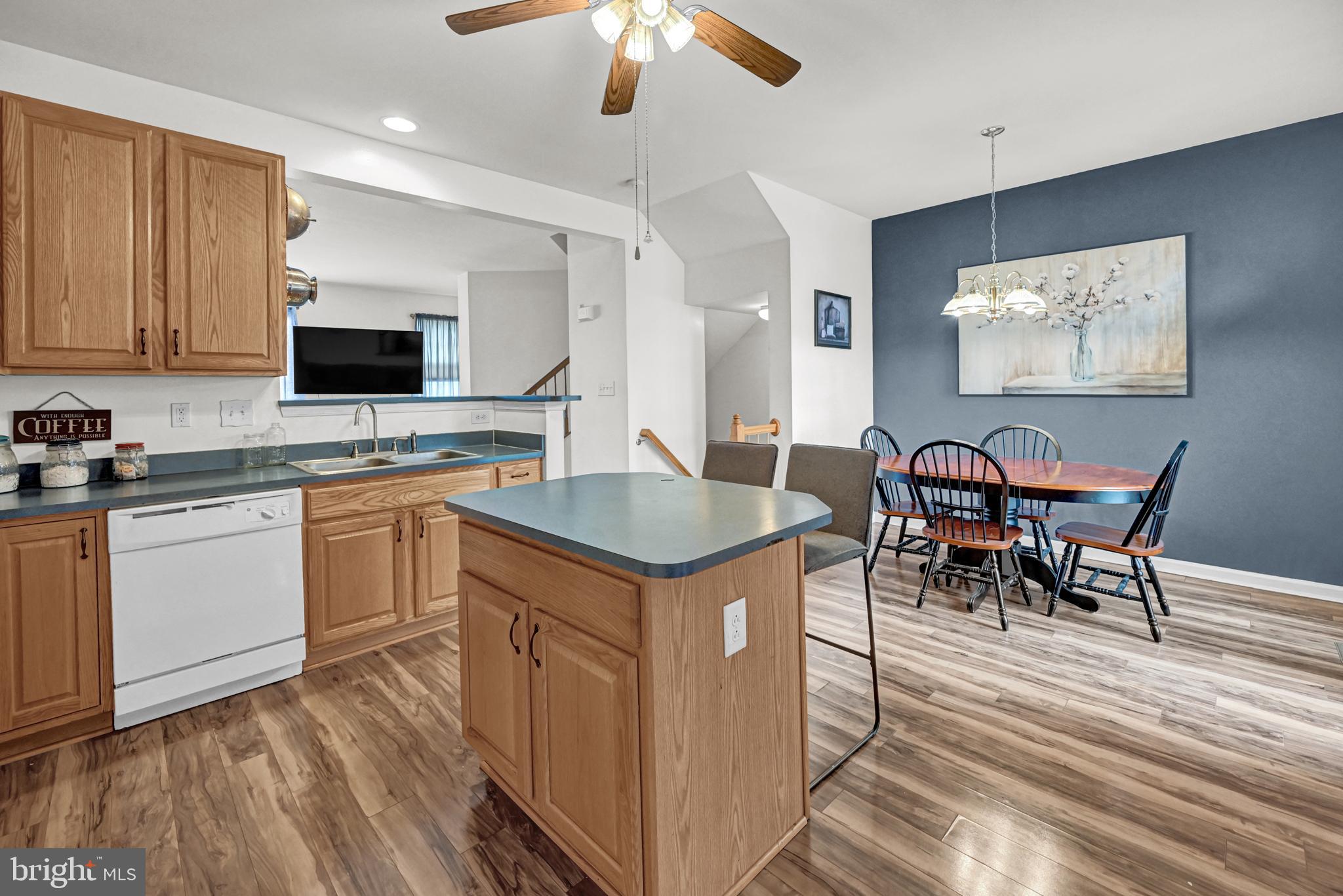 SENECA RIDGE - Residential