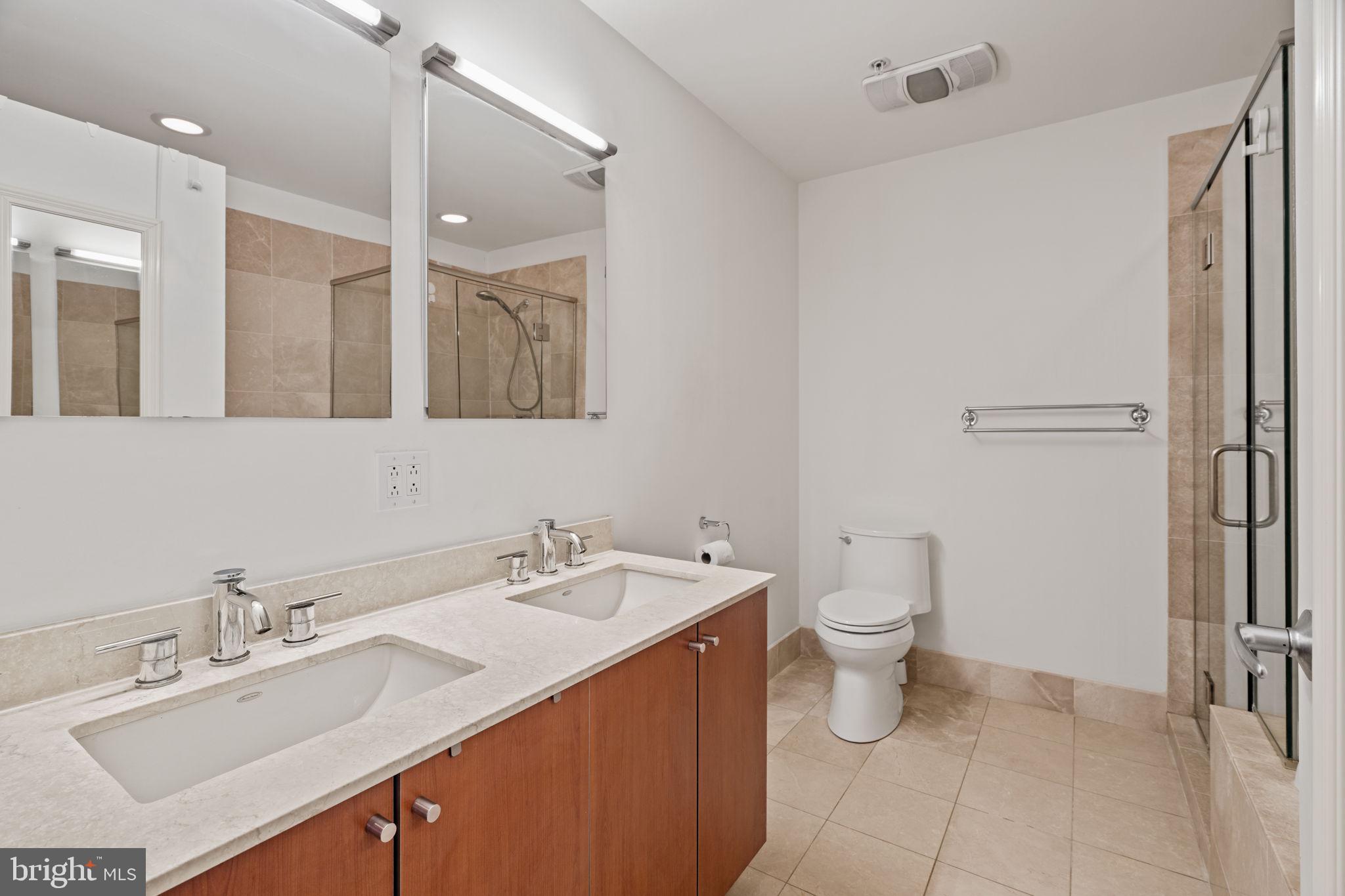 WASHINGTON SQ WEST - Residential