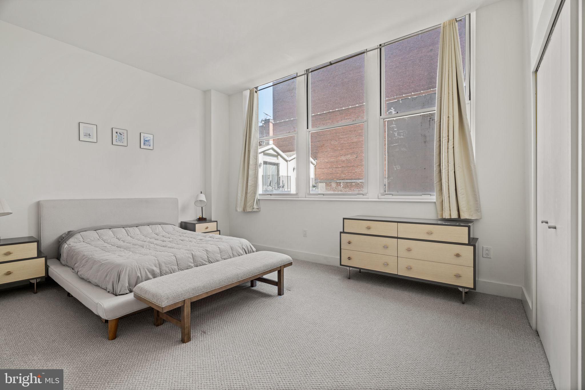 WASHINGTON SQ WEST - Residential