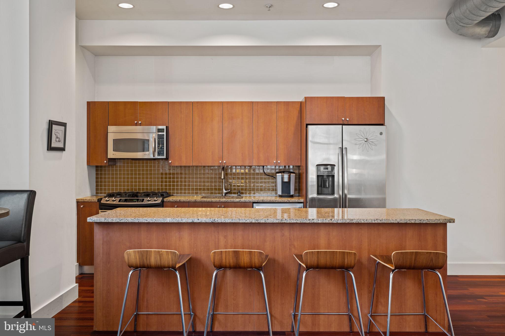 WASHINGTON SQ WEST - Residential