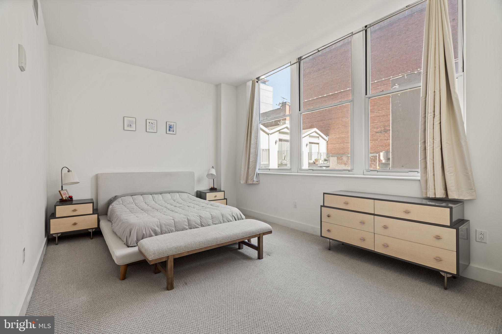 WASHINGTON SQ WEST - Residential