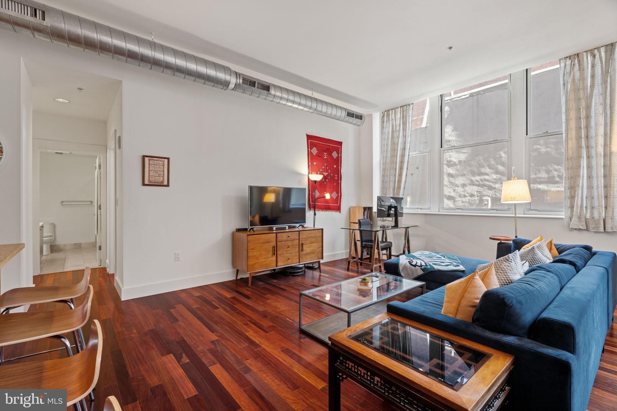 WASHINGTON SQ WEST - Residential