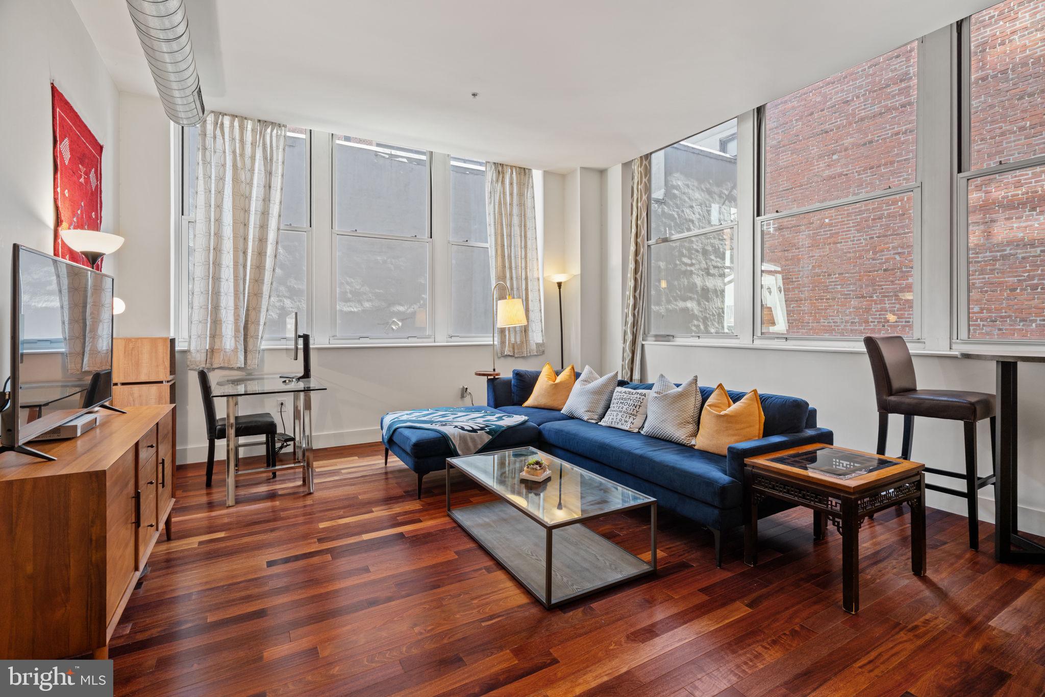 WASHINGTON SQ WEST - Residential