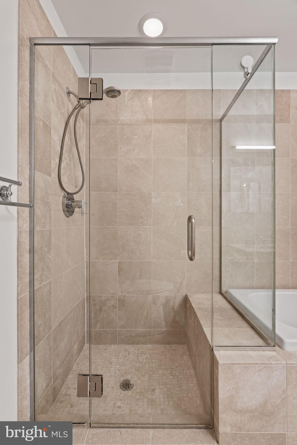 WASHINGTON SQ WEST - Residential
