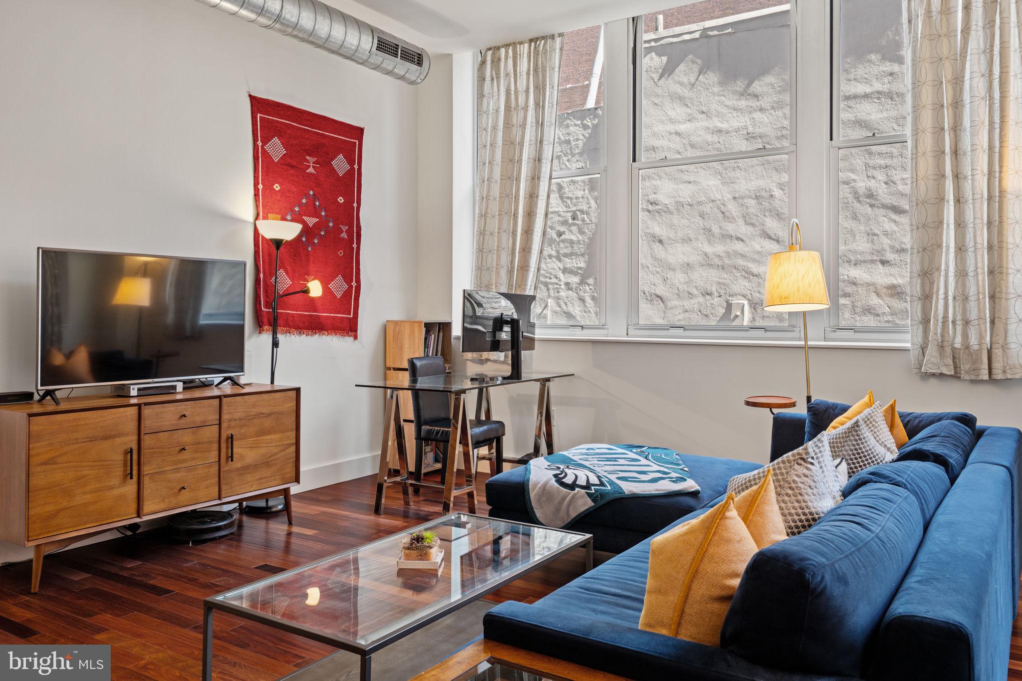 WASHINGTON SQ WEST - Residential