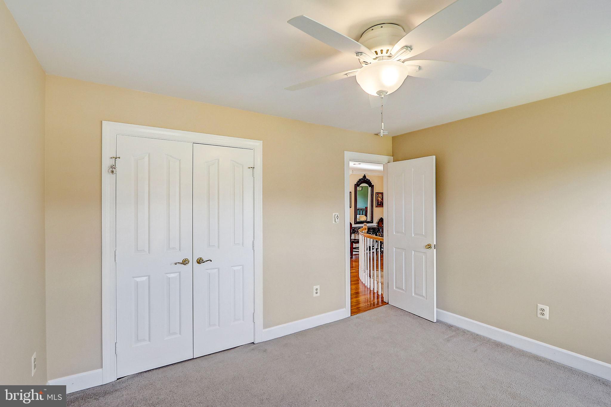 OAKTON GROVE - Residential