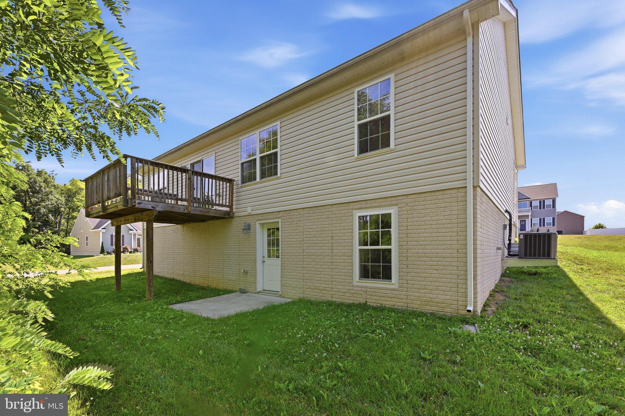 STONEY RIDGE - Residential