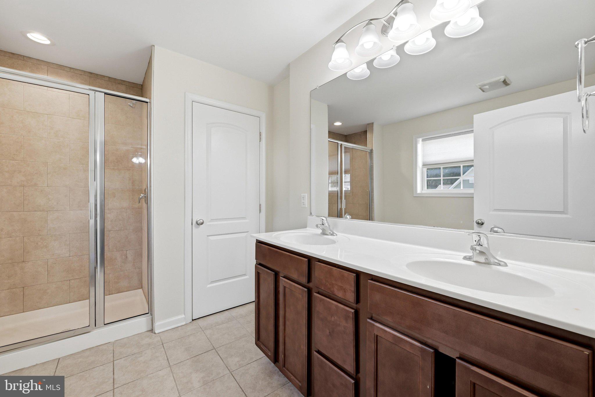 STONEY RIDGE - Residential