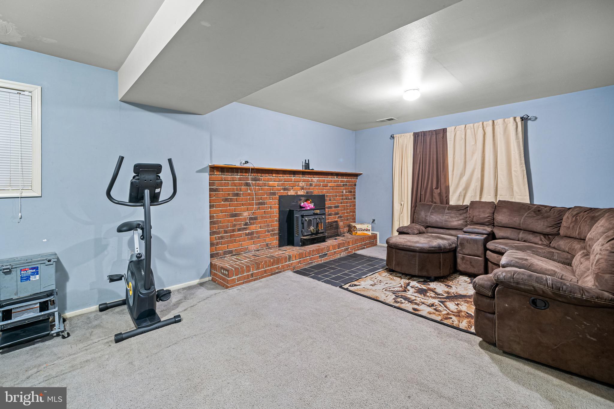 SPRING BRANCH ESTATES - Residential
