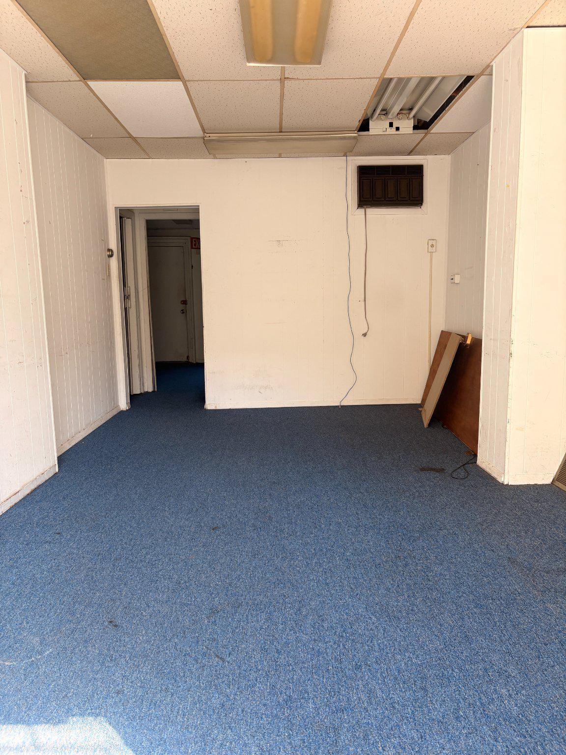 GERMANTOWN - Commercial Sale