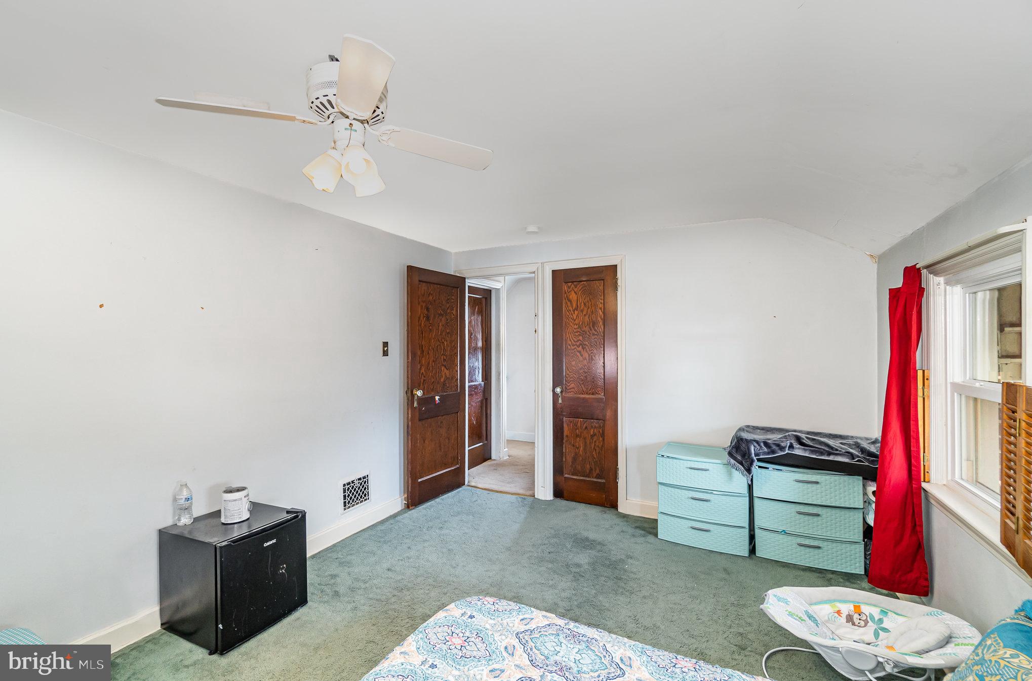 EAST YORK - Residential