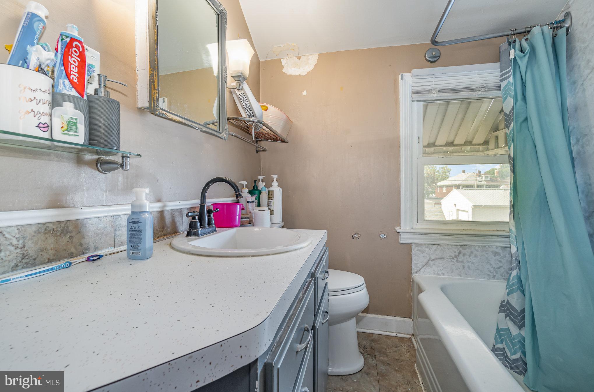 EAST YORK - Residential