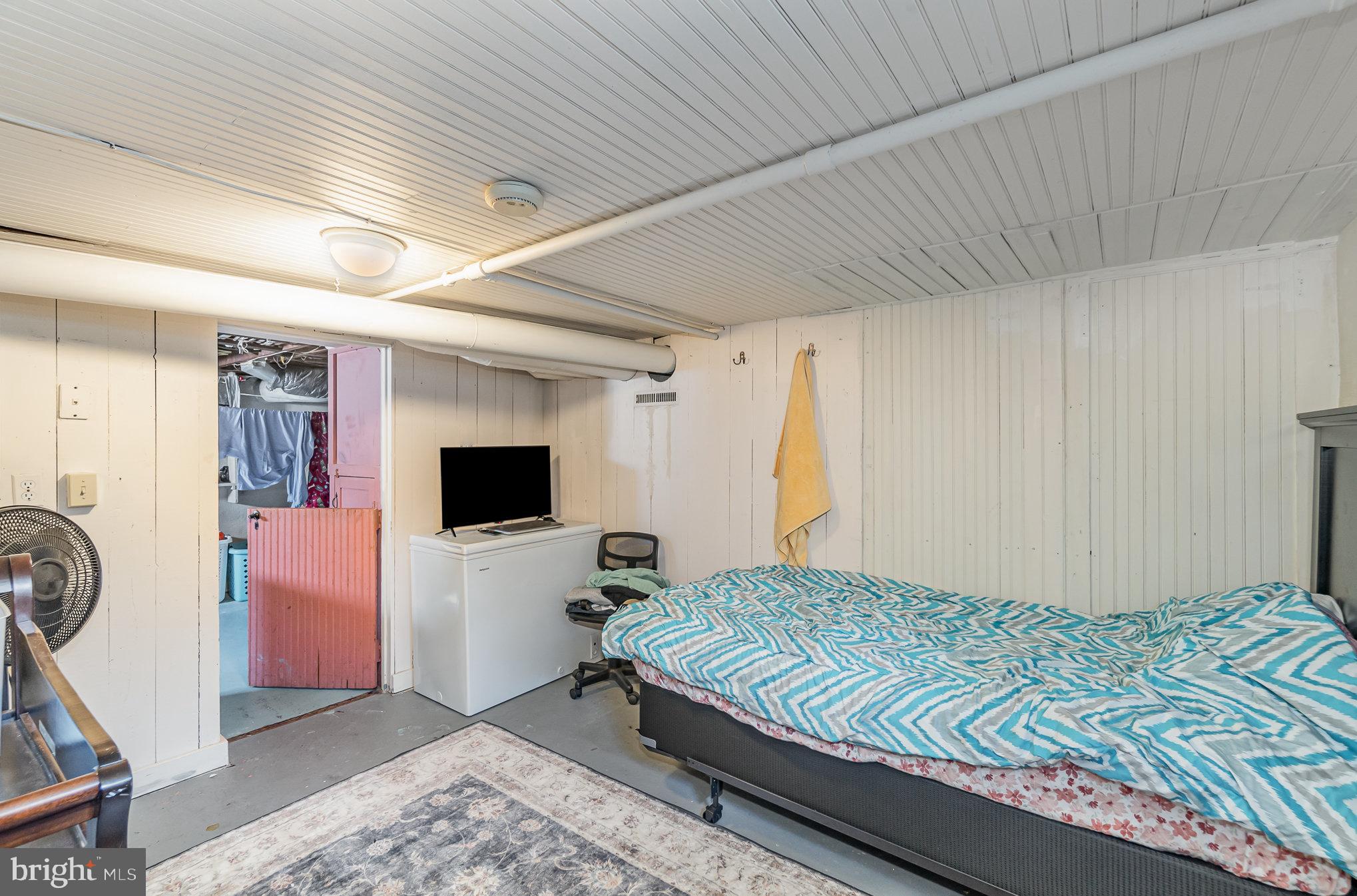 EAST YORK - Residential