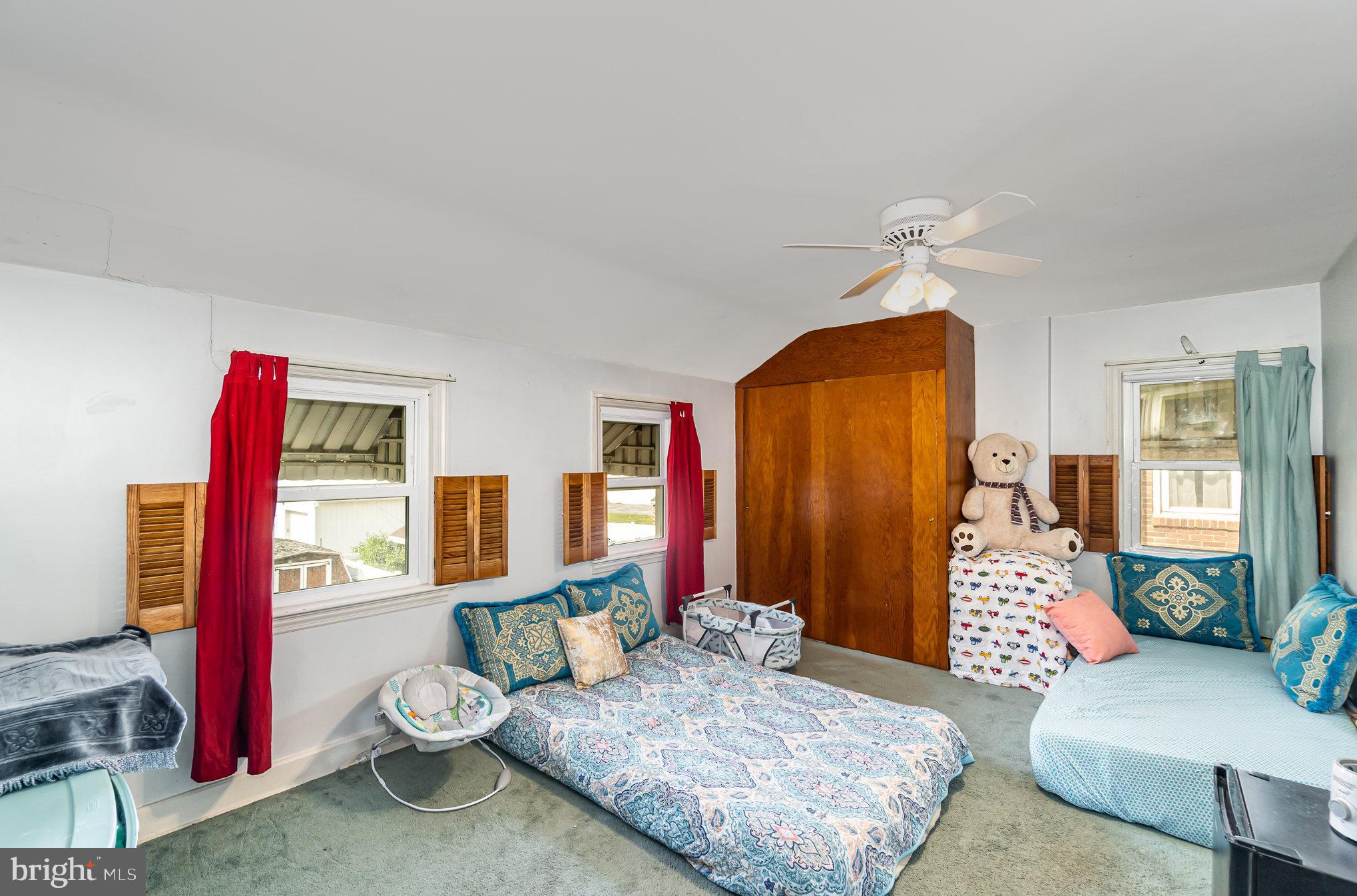 EAST YORK - Residential