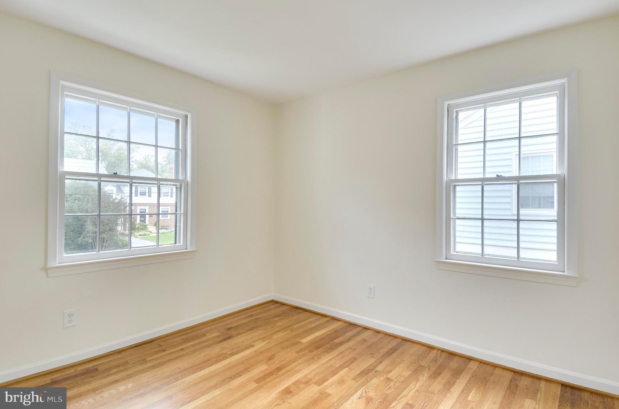 OAKMONT - Residential