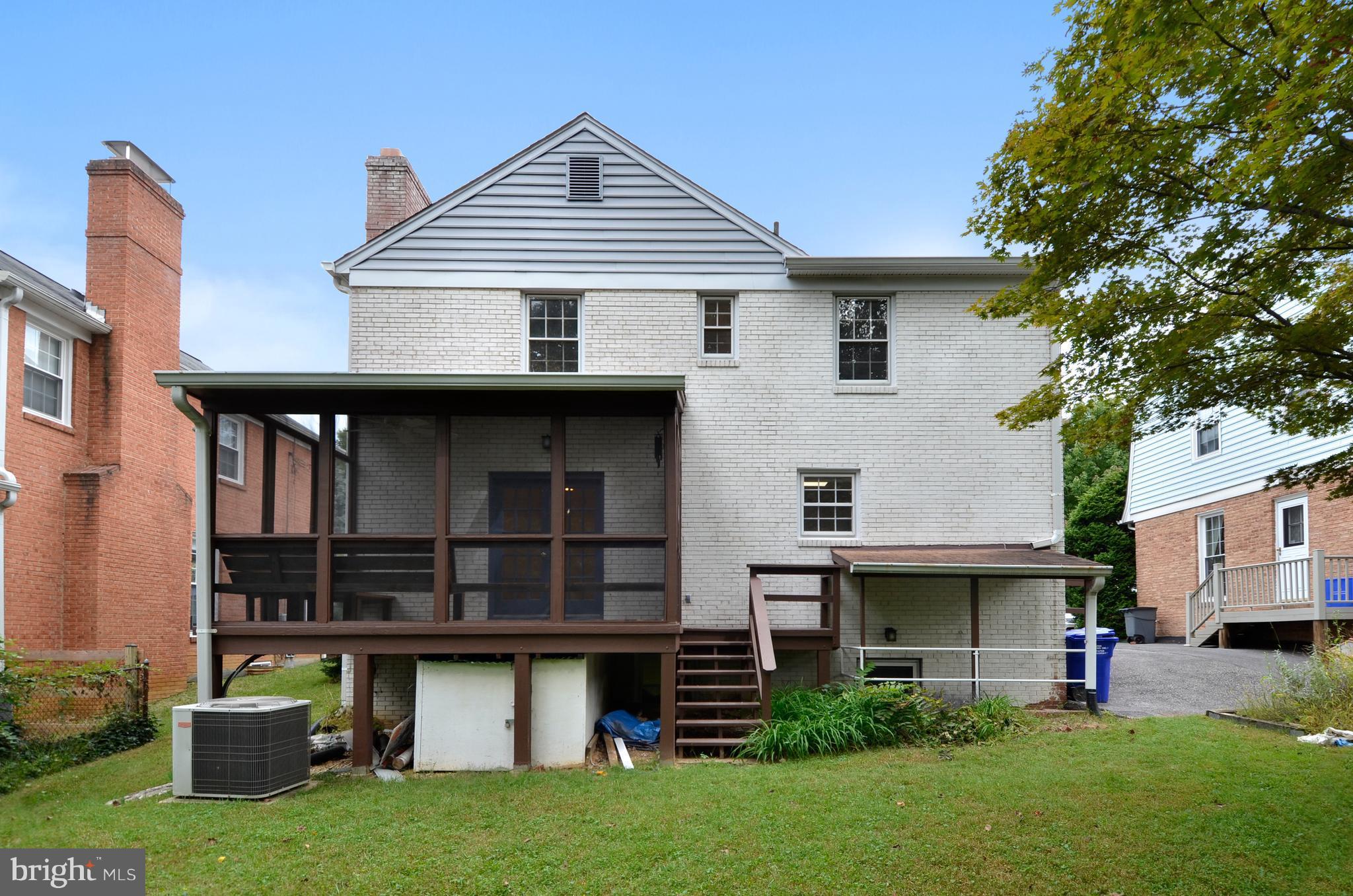 OAKMONT - Residential