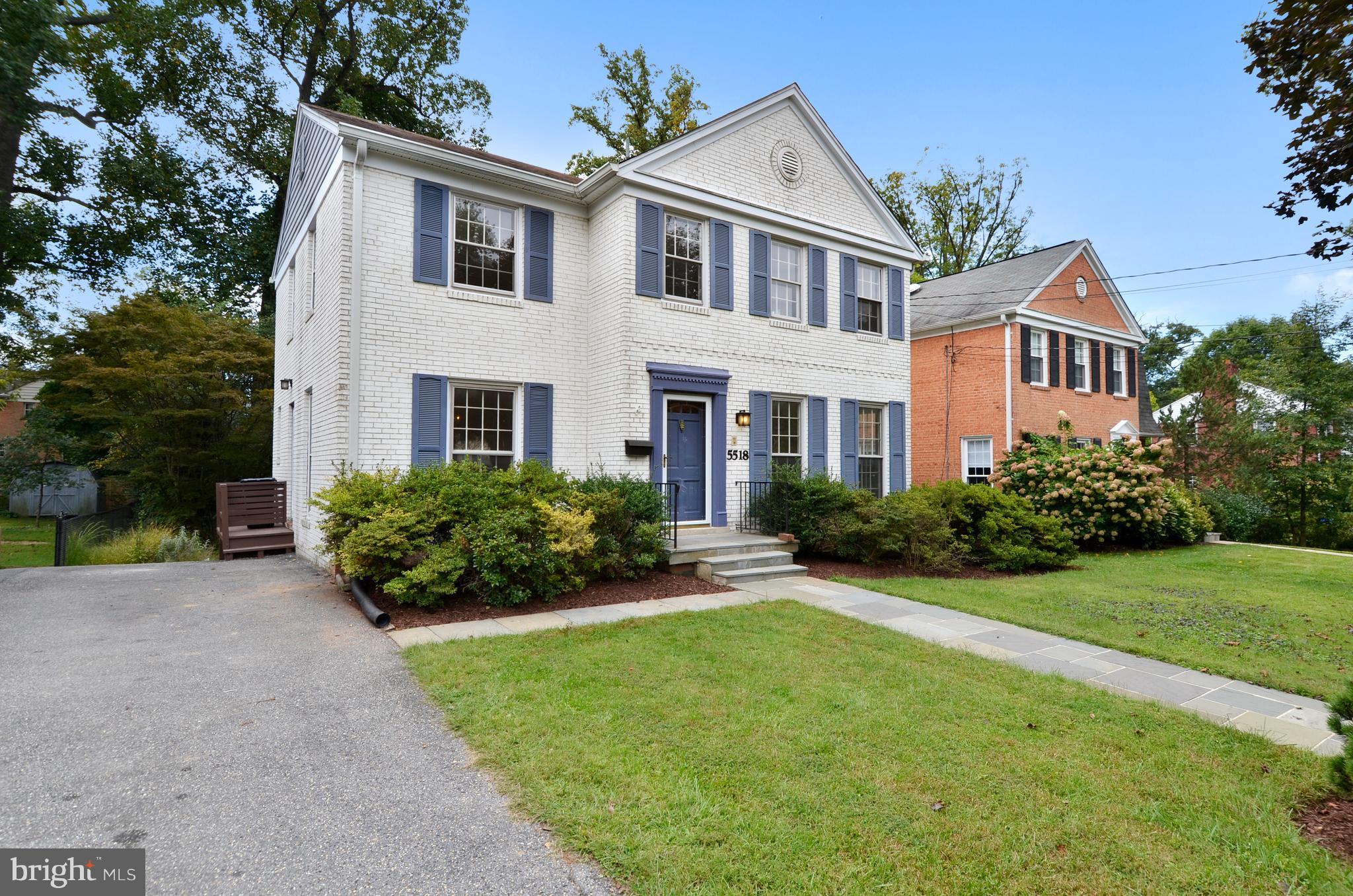 OAKMONT - Residential