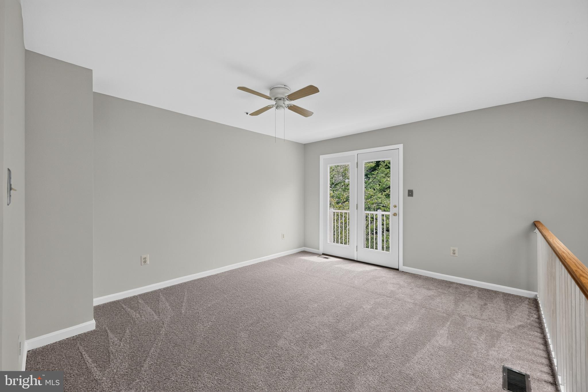VILL AT MANCHESTER FARMS - Residential