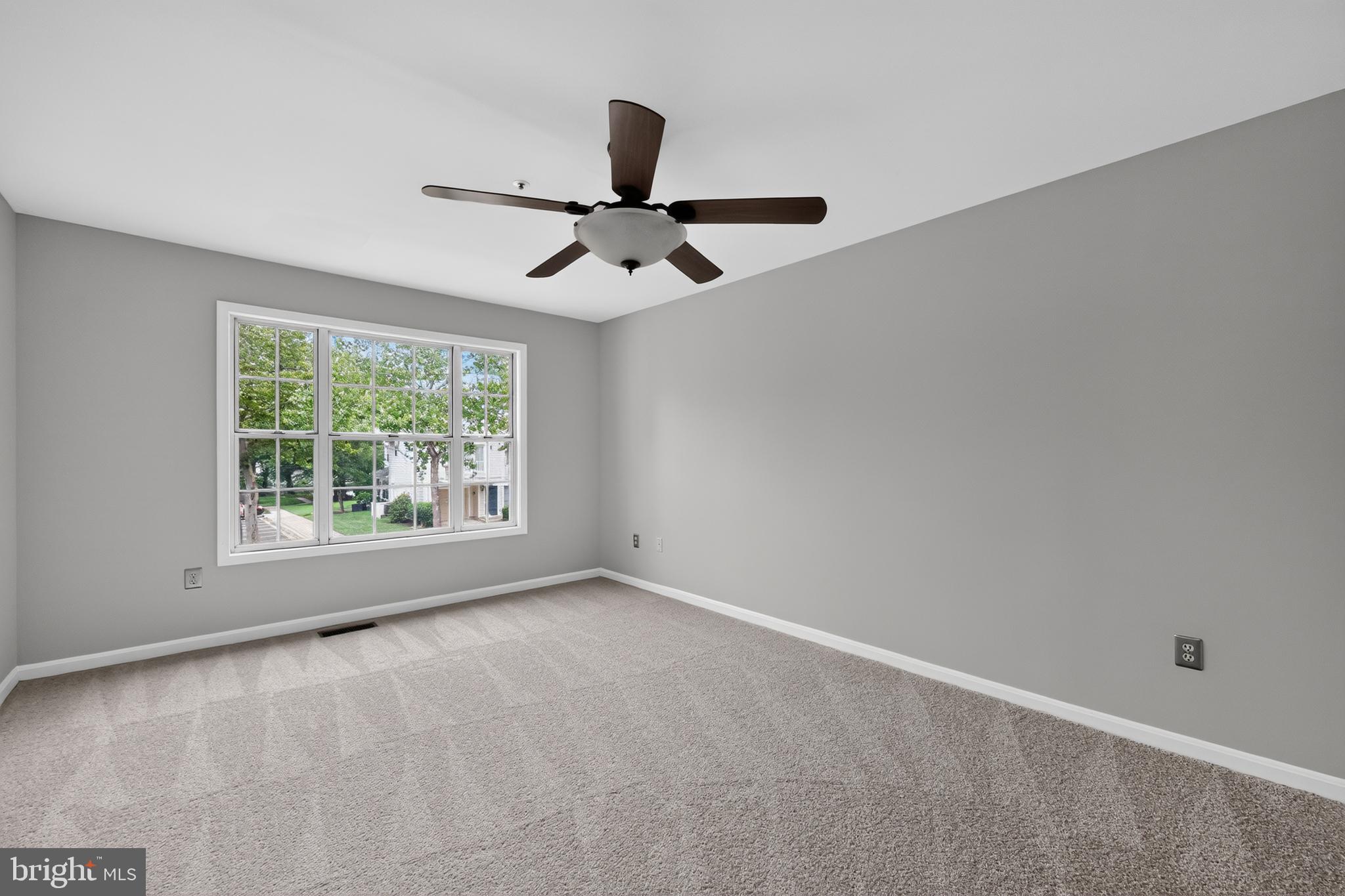 VILL AT MANCHESTER FARMS - Residential
