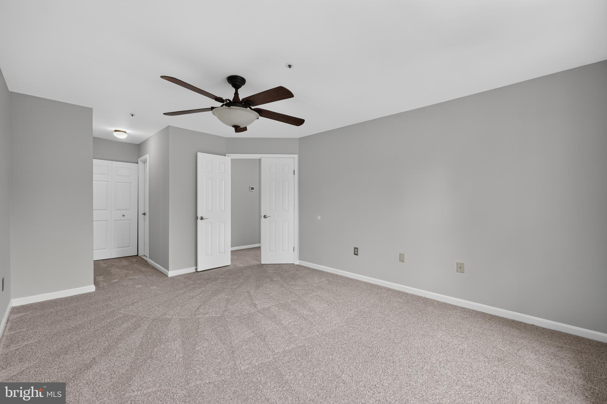 VILL AT MANCHESTER FARMS - Residential