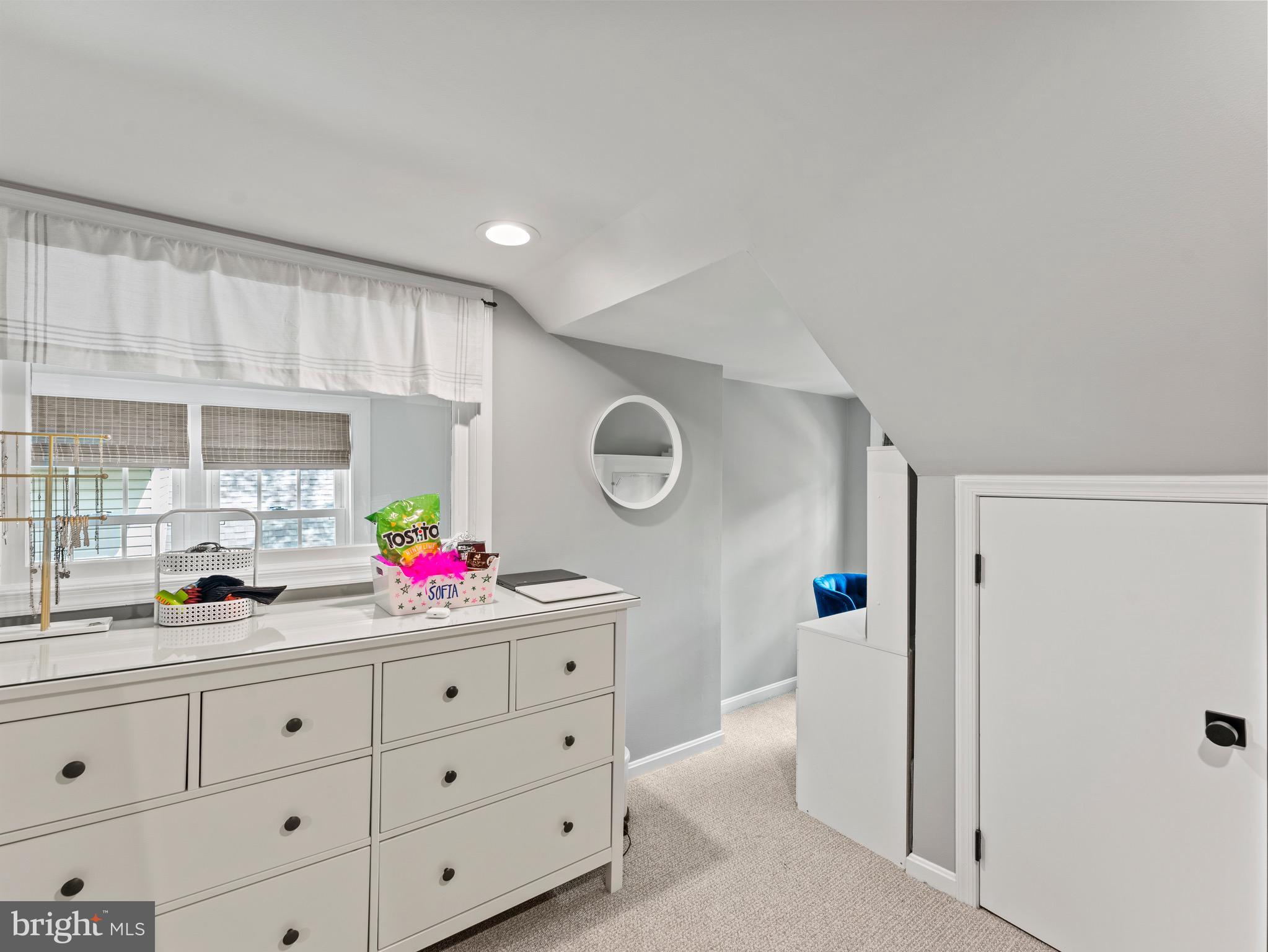 ROSEMONT - Residential