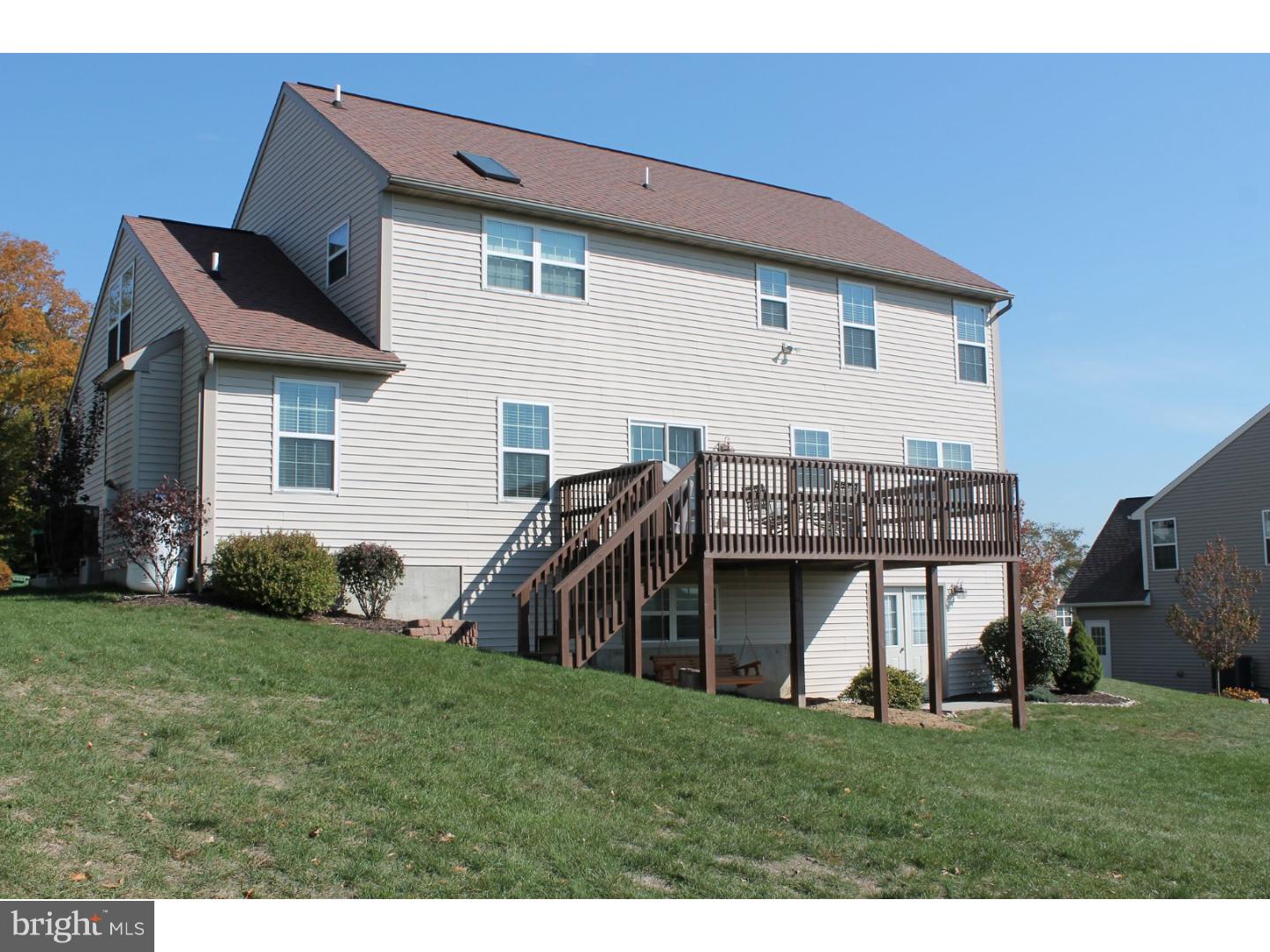 CHESTNUT HILL - Residential