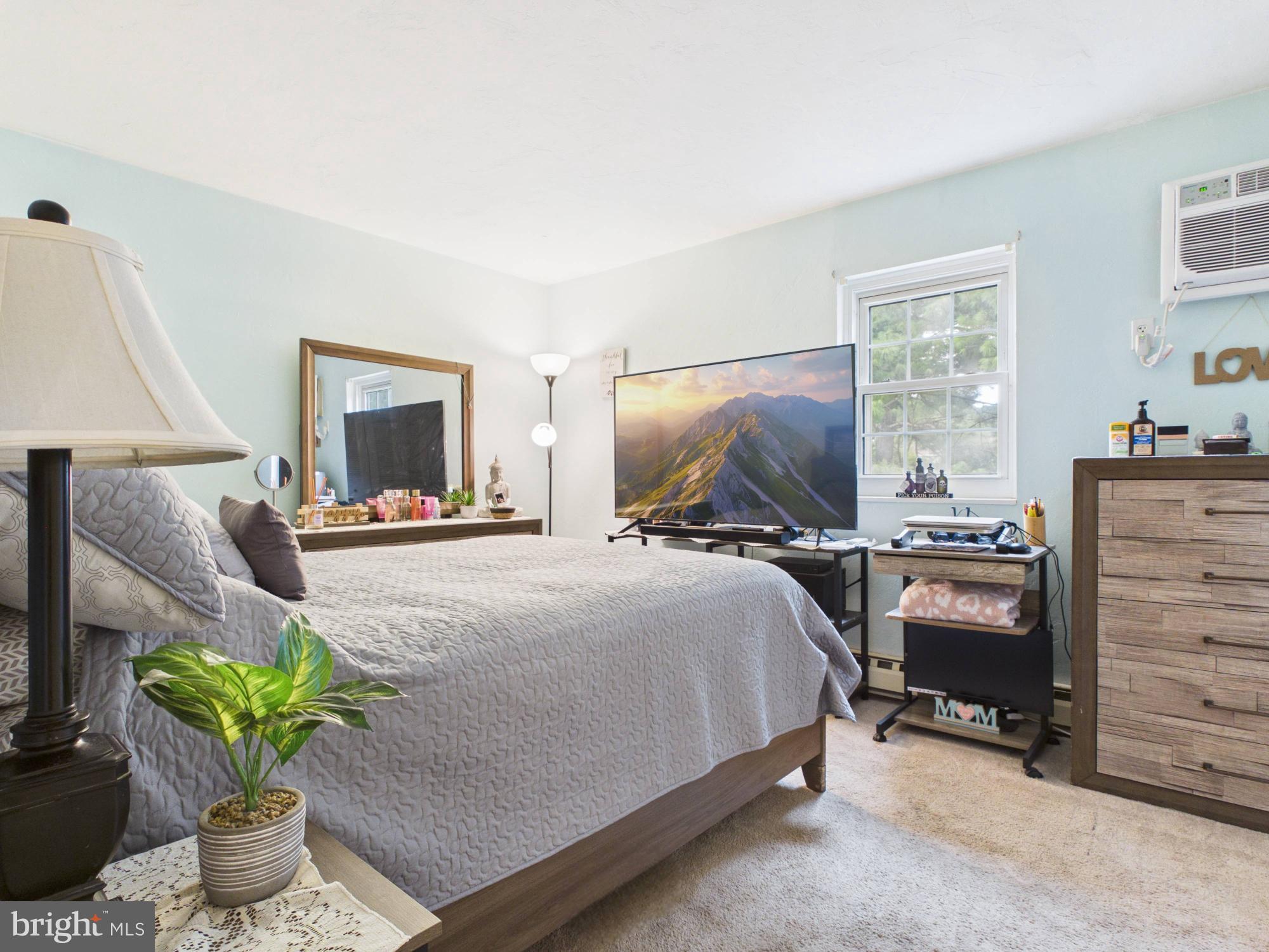 WESTGATE MANOR - Residential