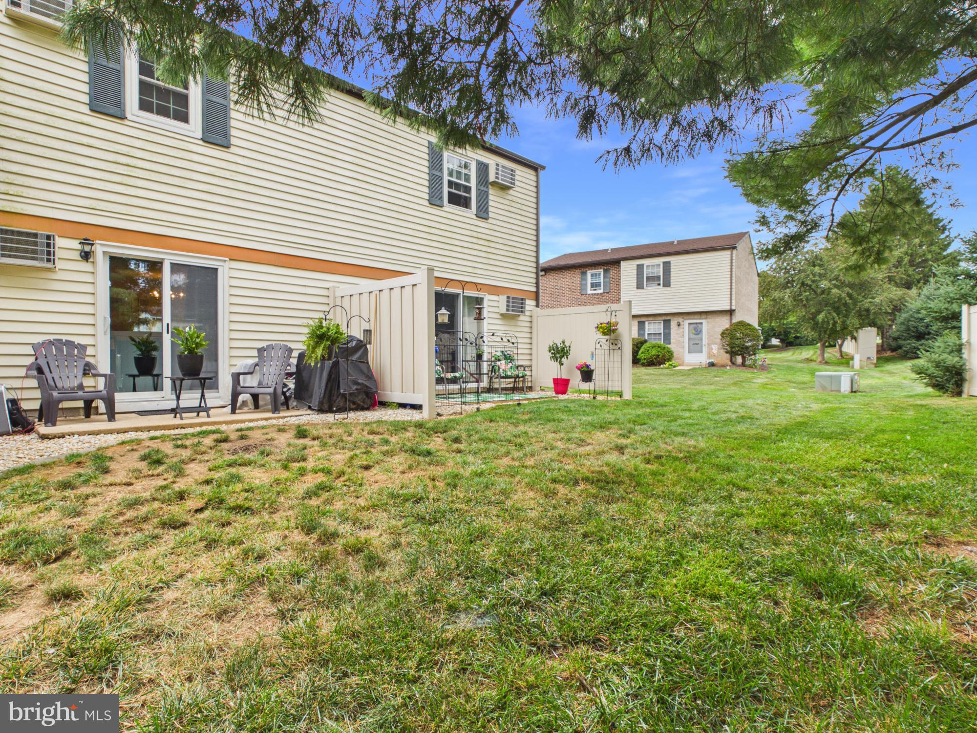 WESTGATE MANOR - Residential