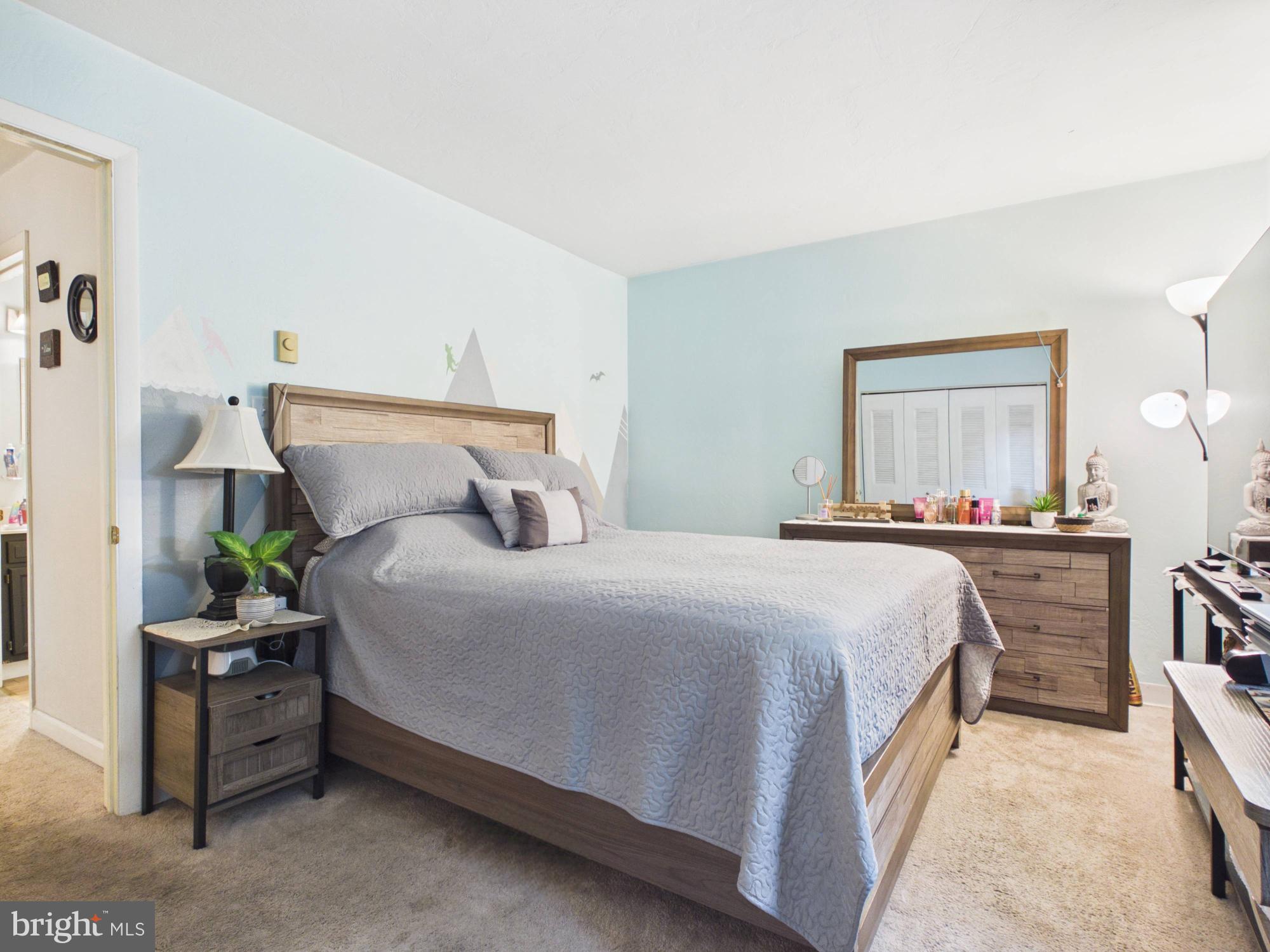 WESTGATE MANOR - Residential