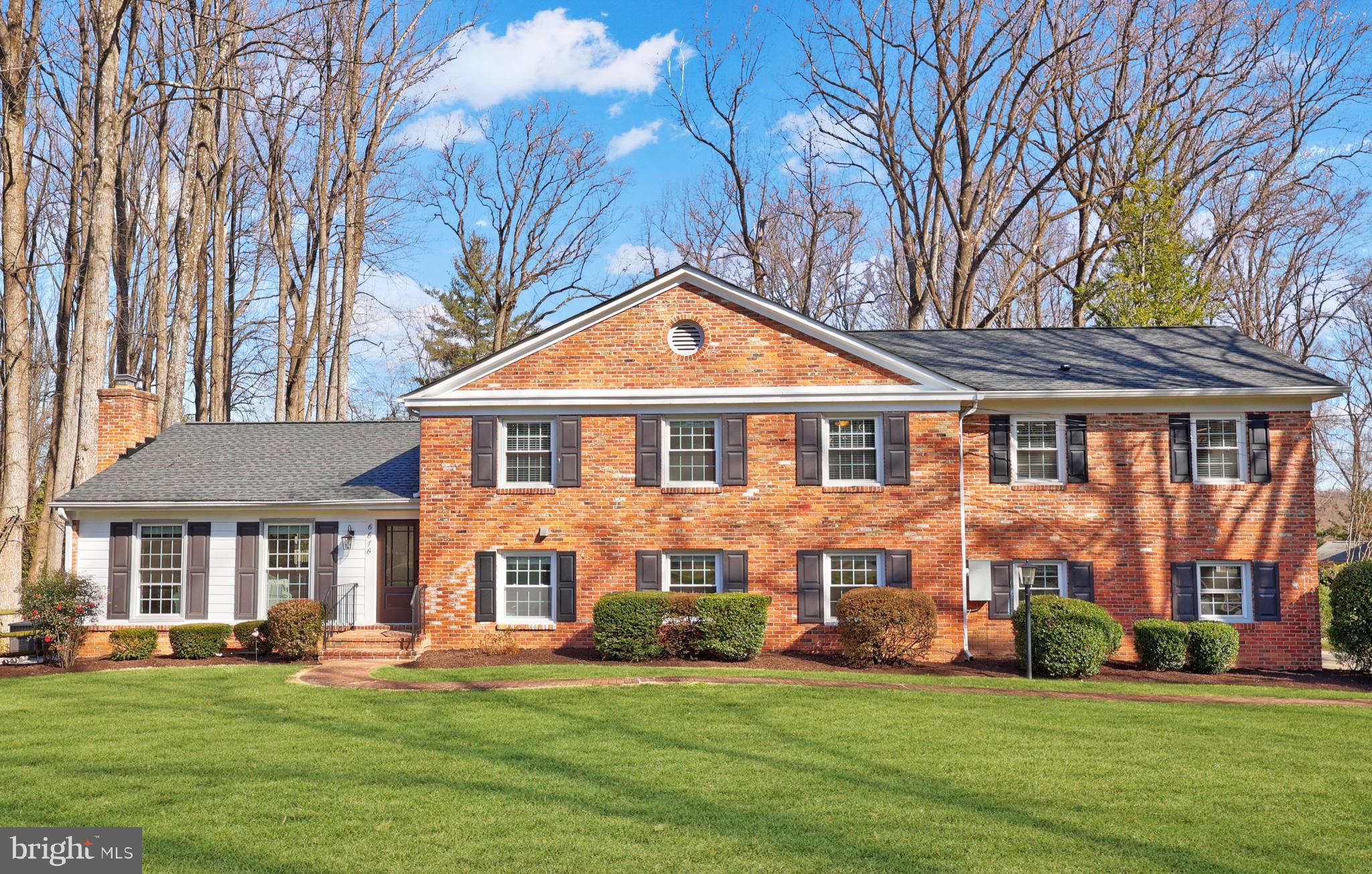 BARCROFT WOODS - Residential