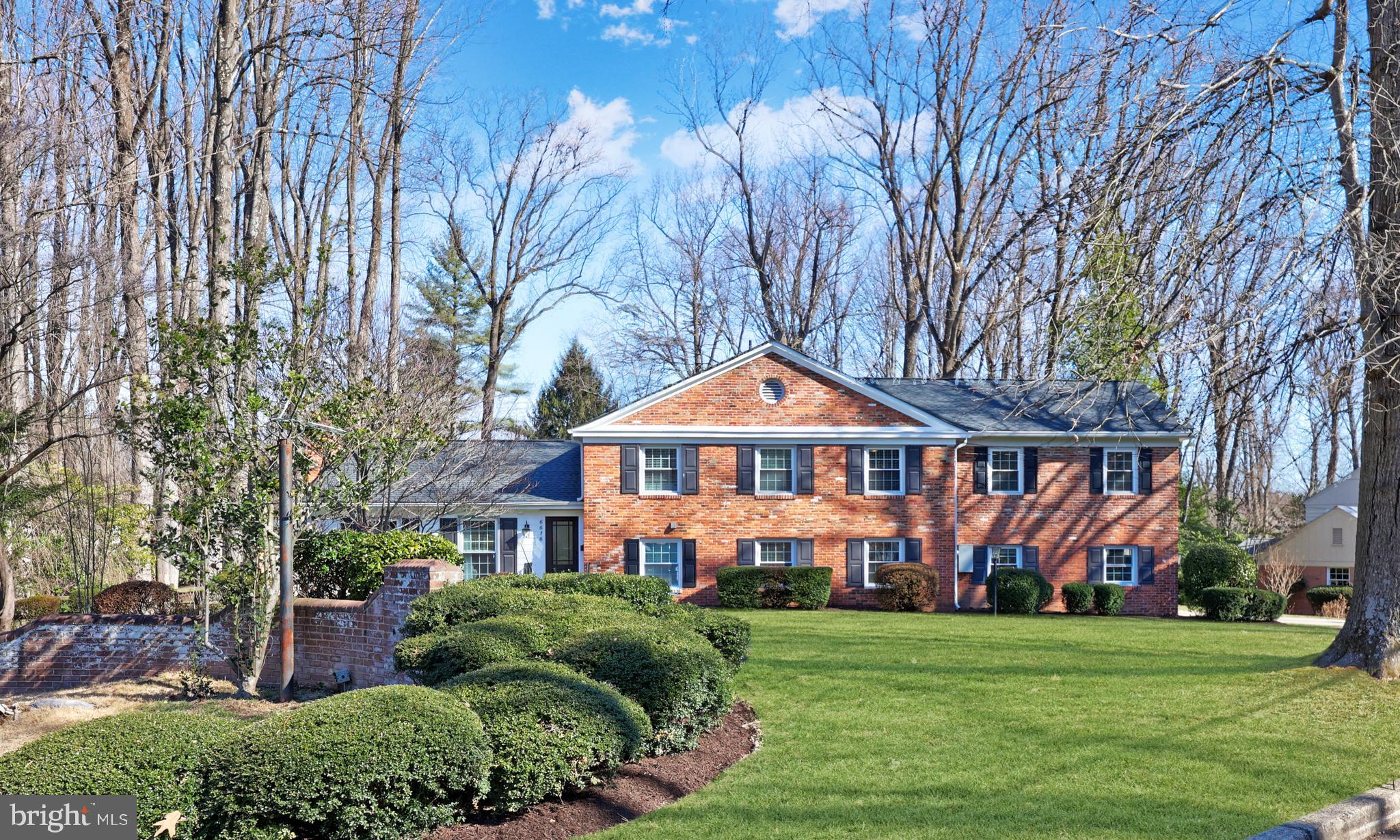 BARCROFT WOODS - Residential