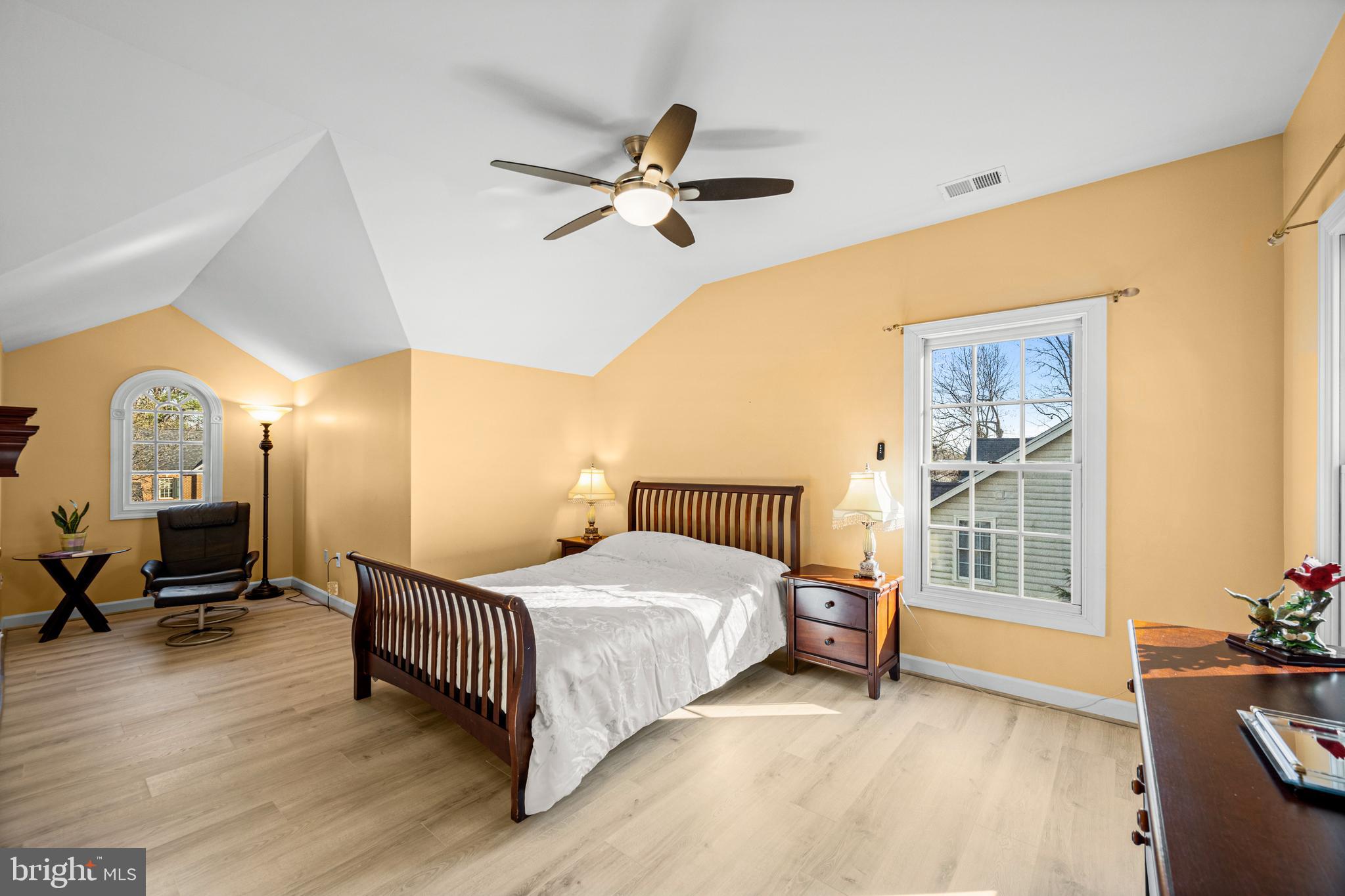 SMALLS NURSERY - Residential