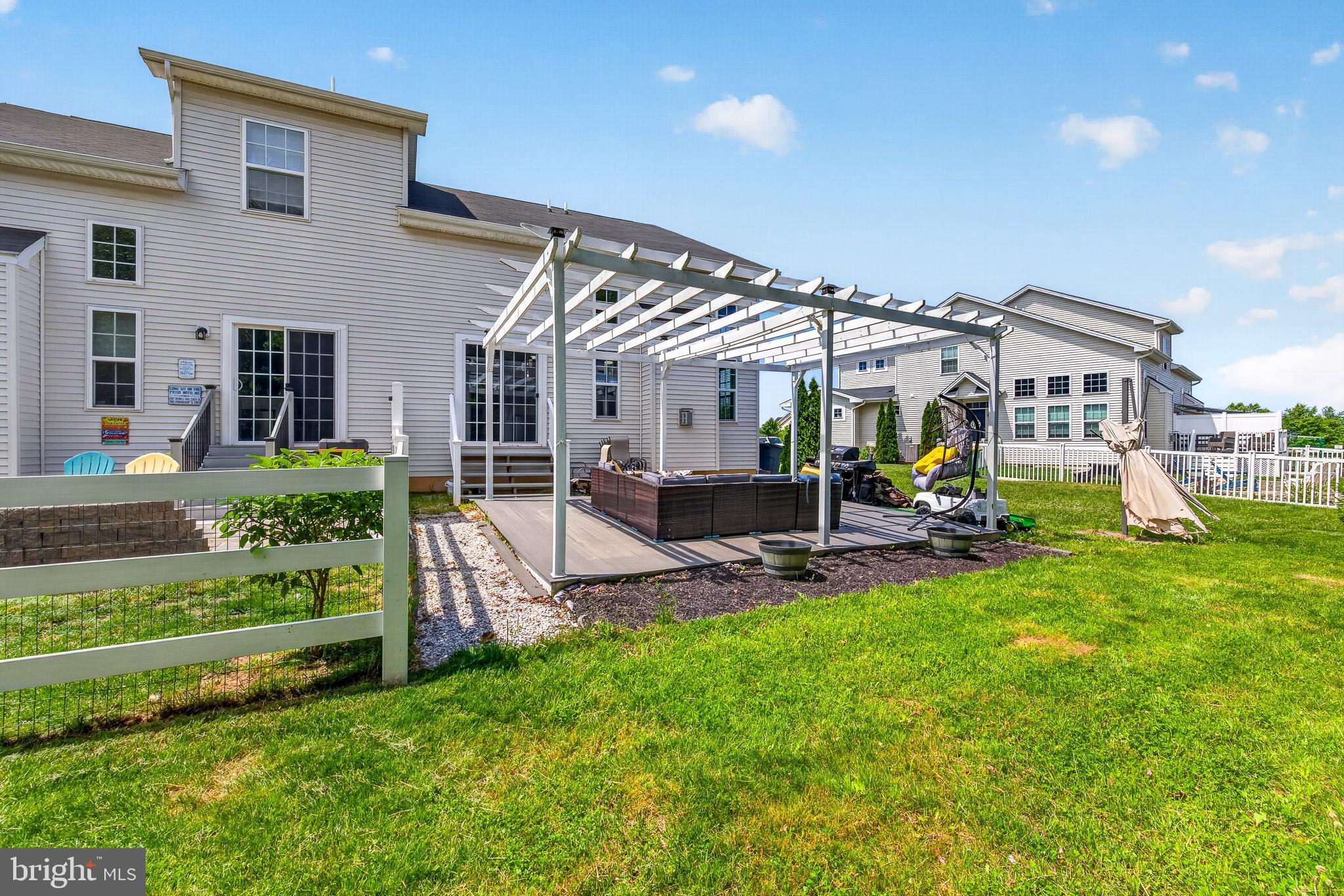 HYETTS CROSSING - Residential