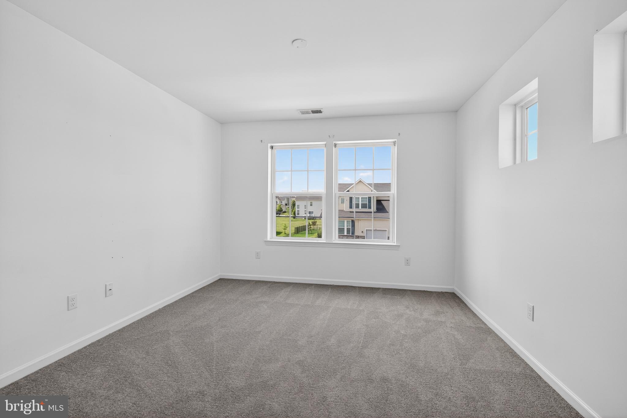 HYETTS CROSSING - Residential