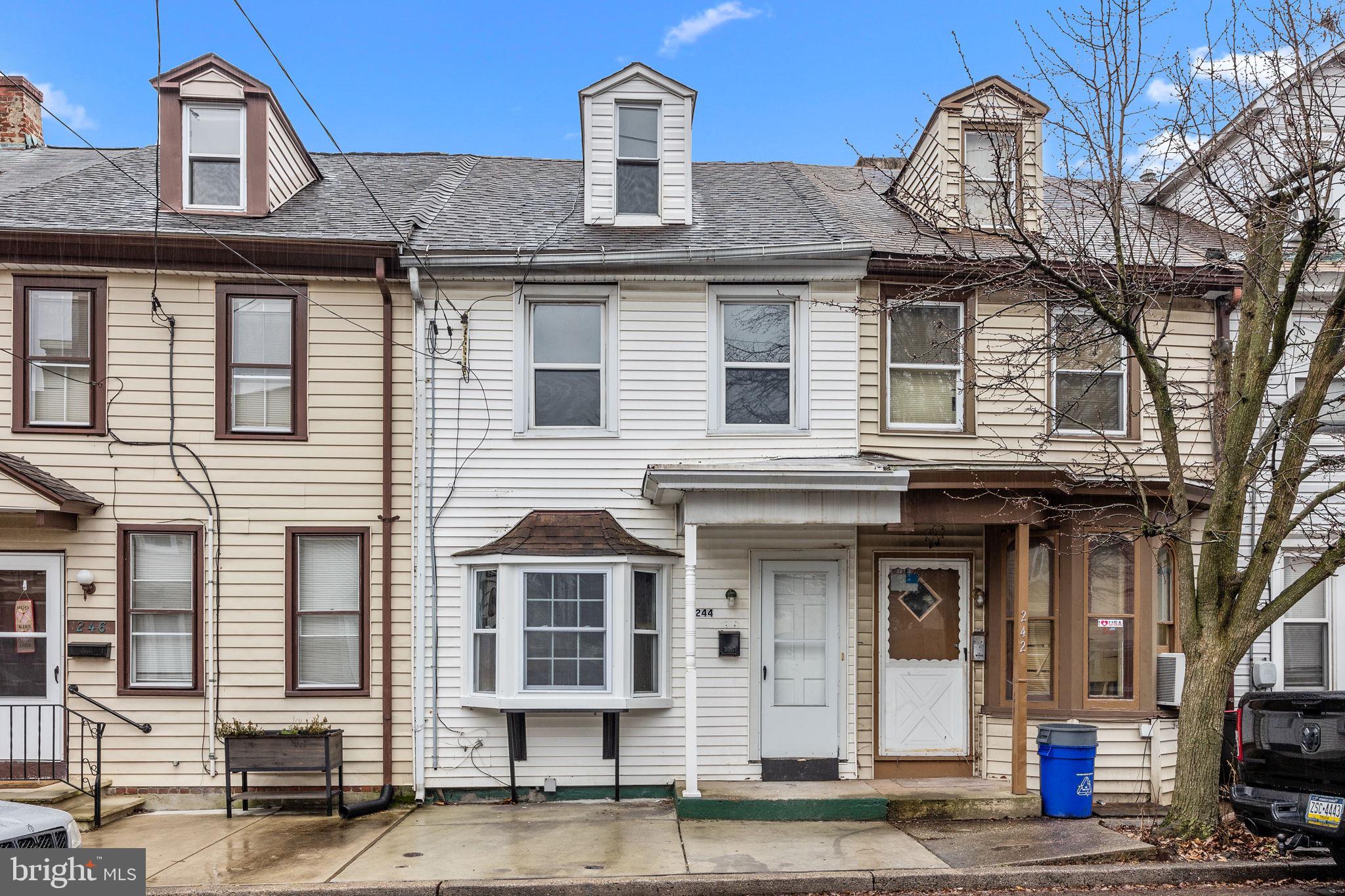 BRISTOL - Residential Lease