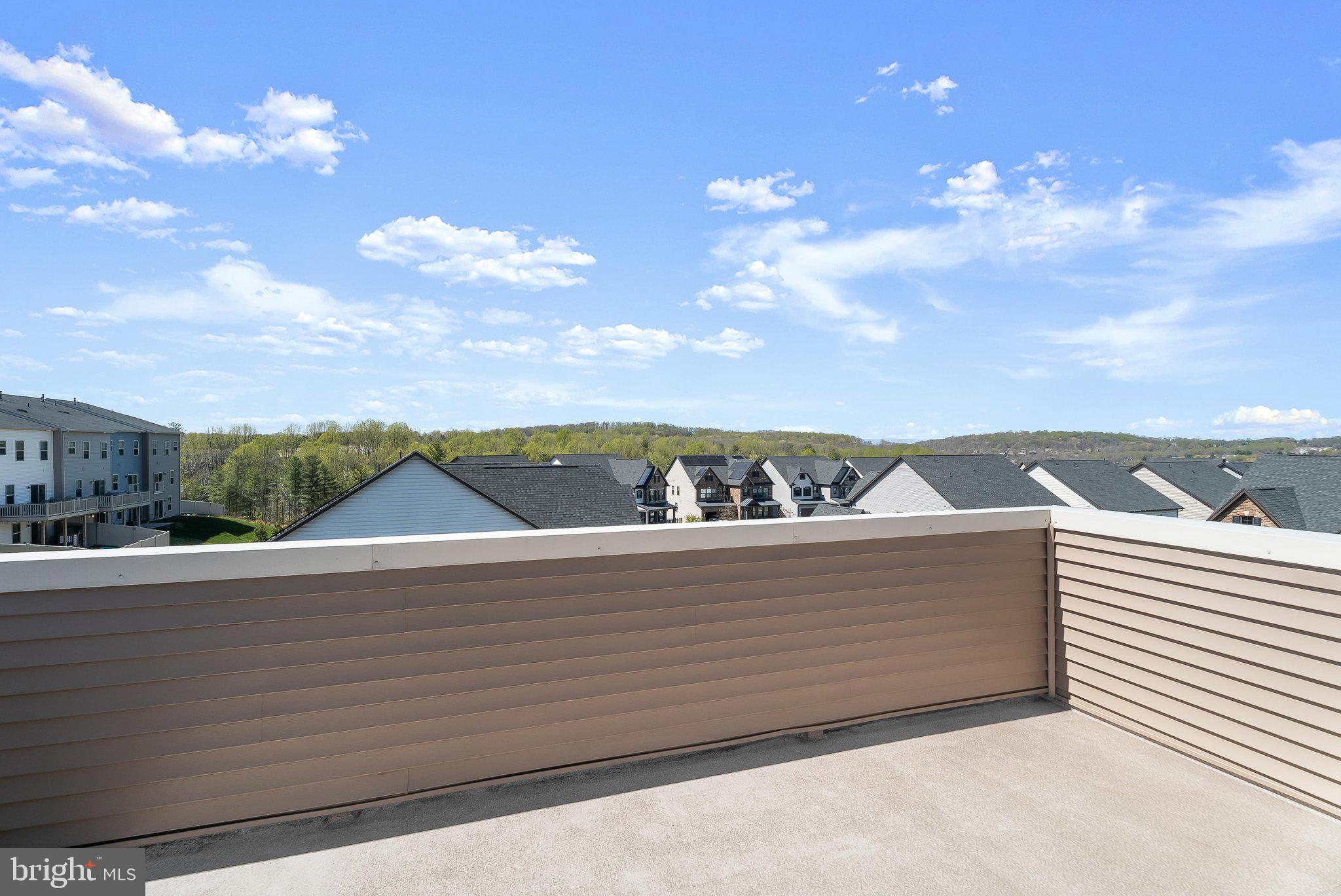 LAKE LINGANORE OAKDALE - Residential