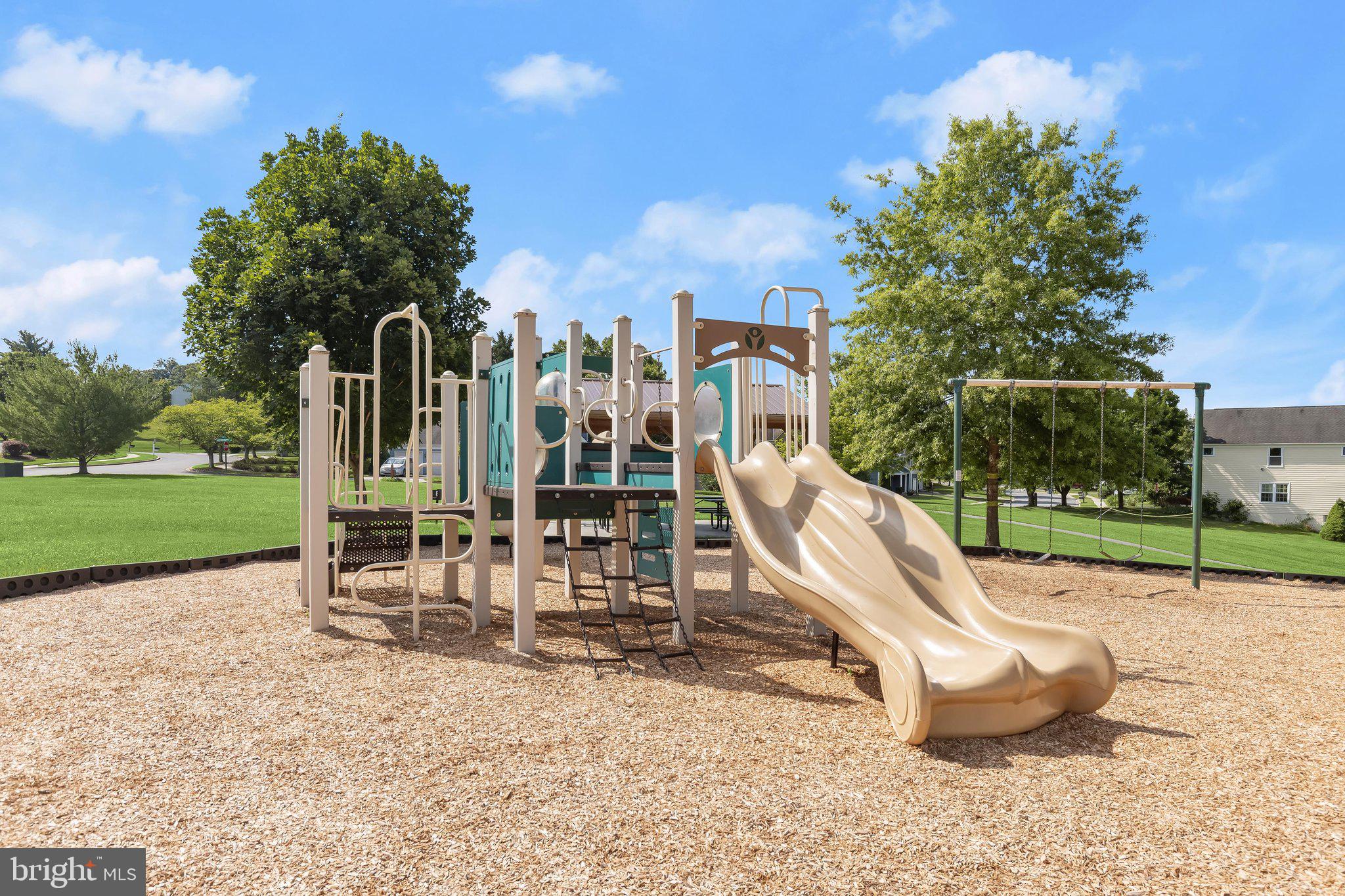 LAKE LINGANORE OAKDALE - Residential