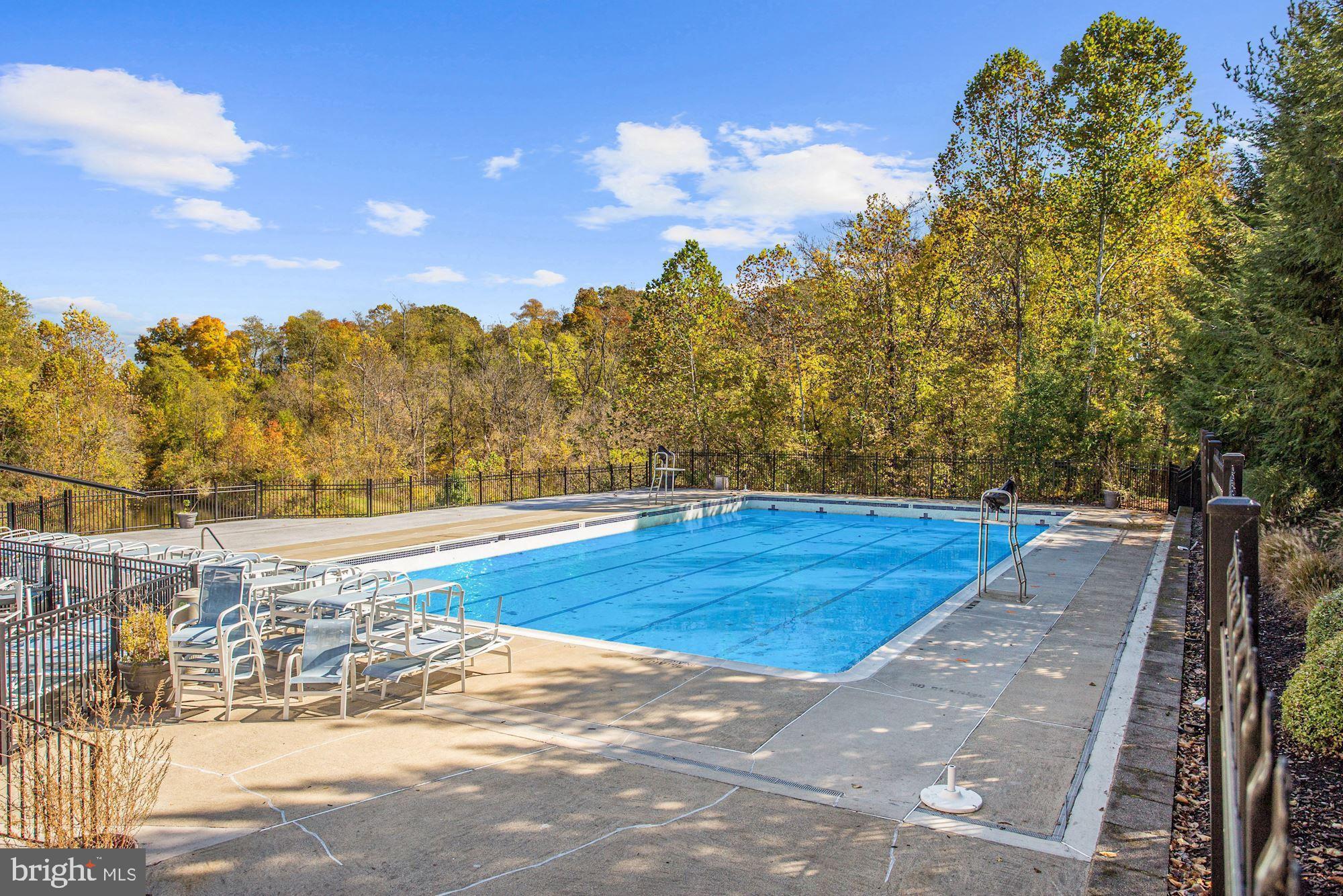 LAKE LINGANORE OAKDALE - Residential