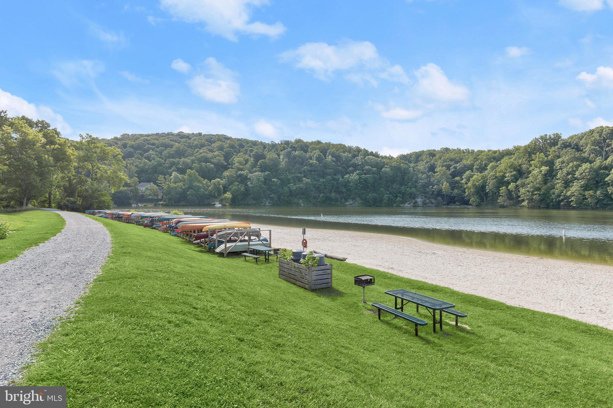 LAKE LINGANORE OAKDALE - Residential