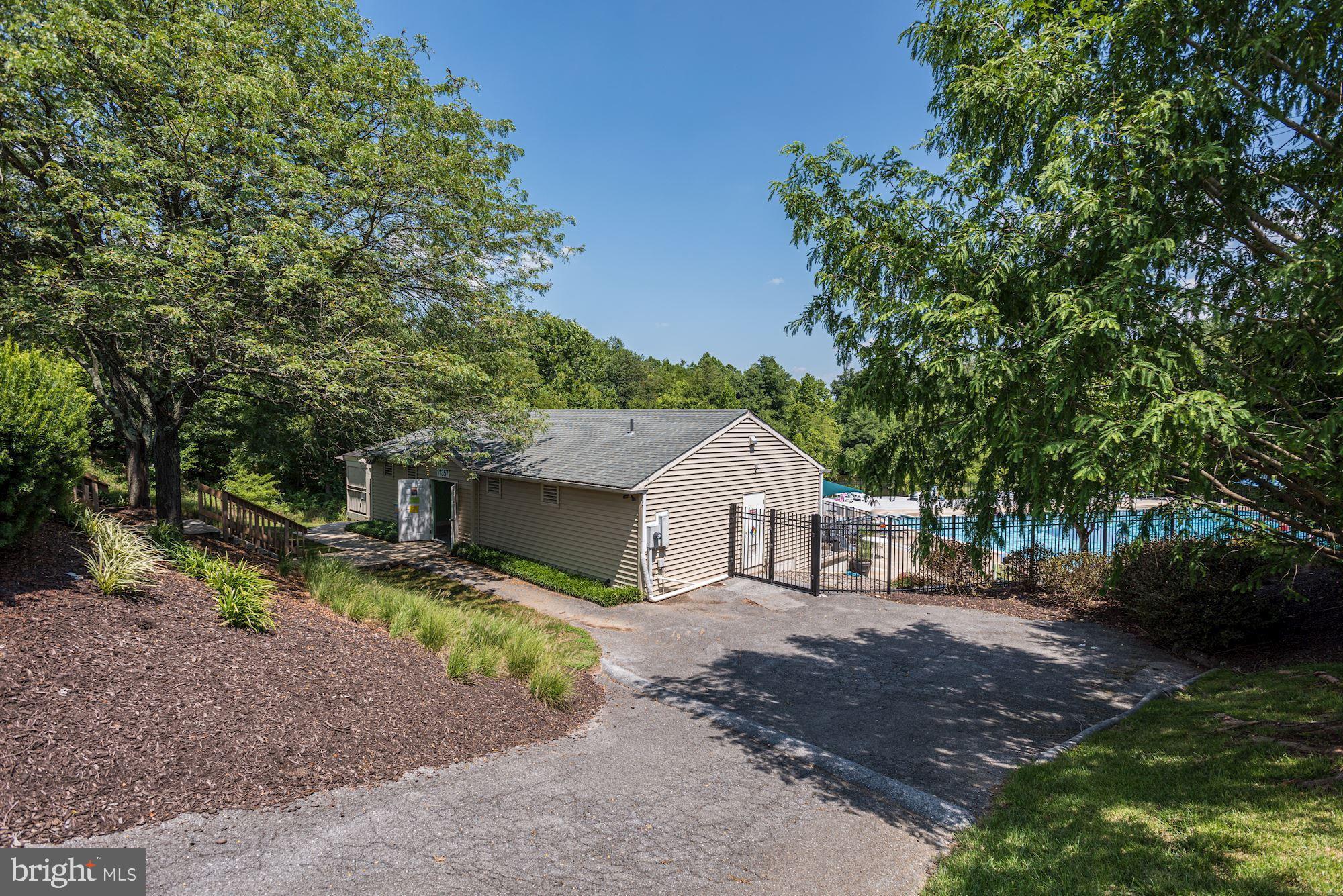 LAKE LINGANORE OAKDALE - Residential