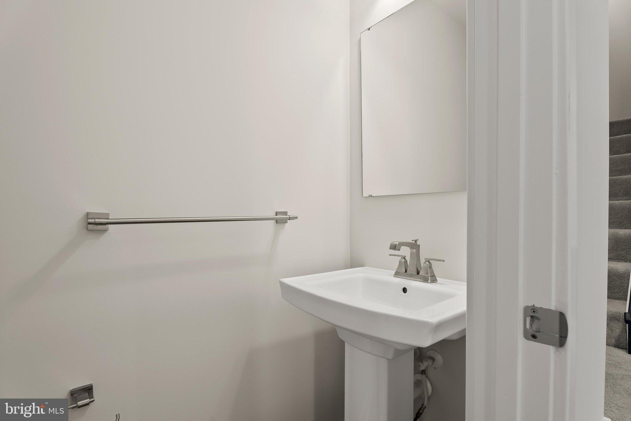 LAKE LINGANORE OAKDALE - Residential