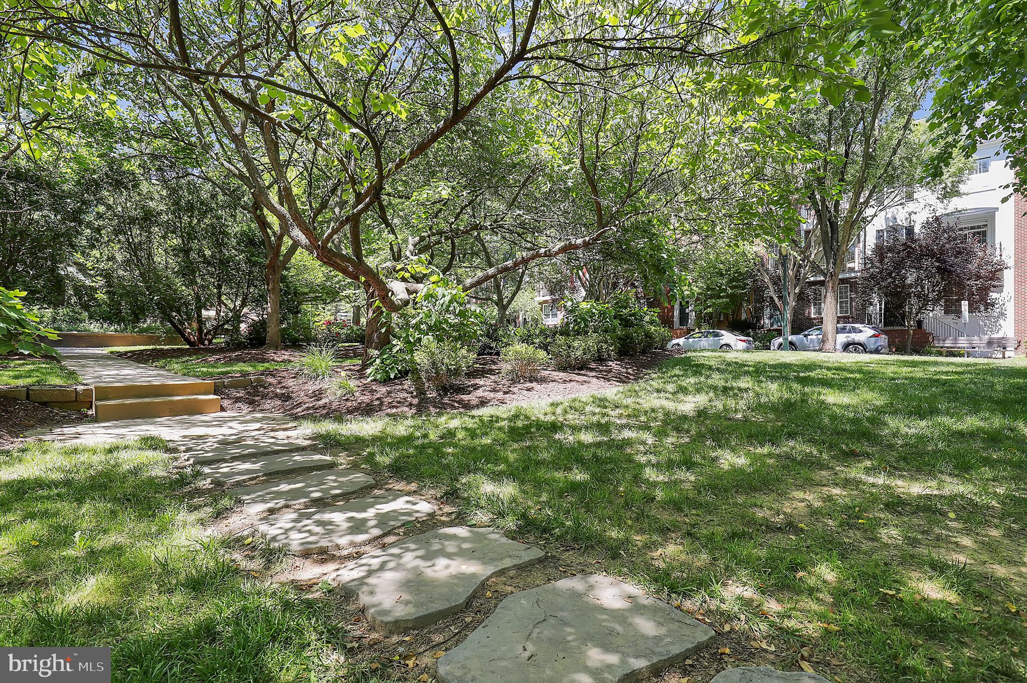 KING FARM BAILEYS COMMON - Residential