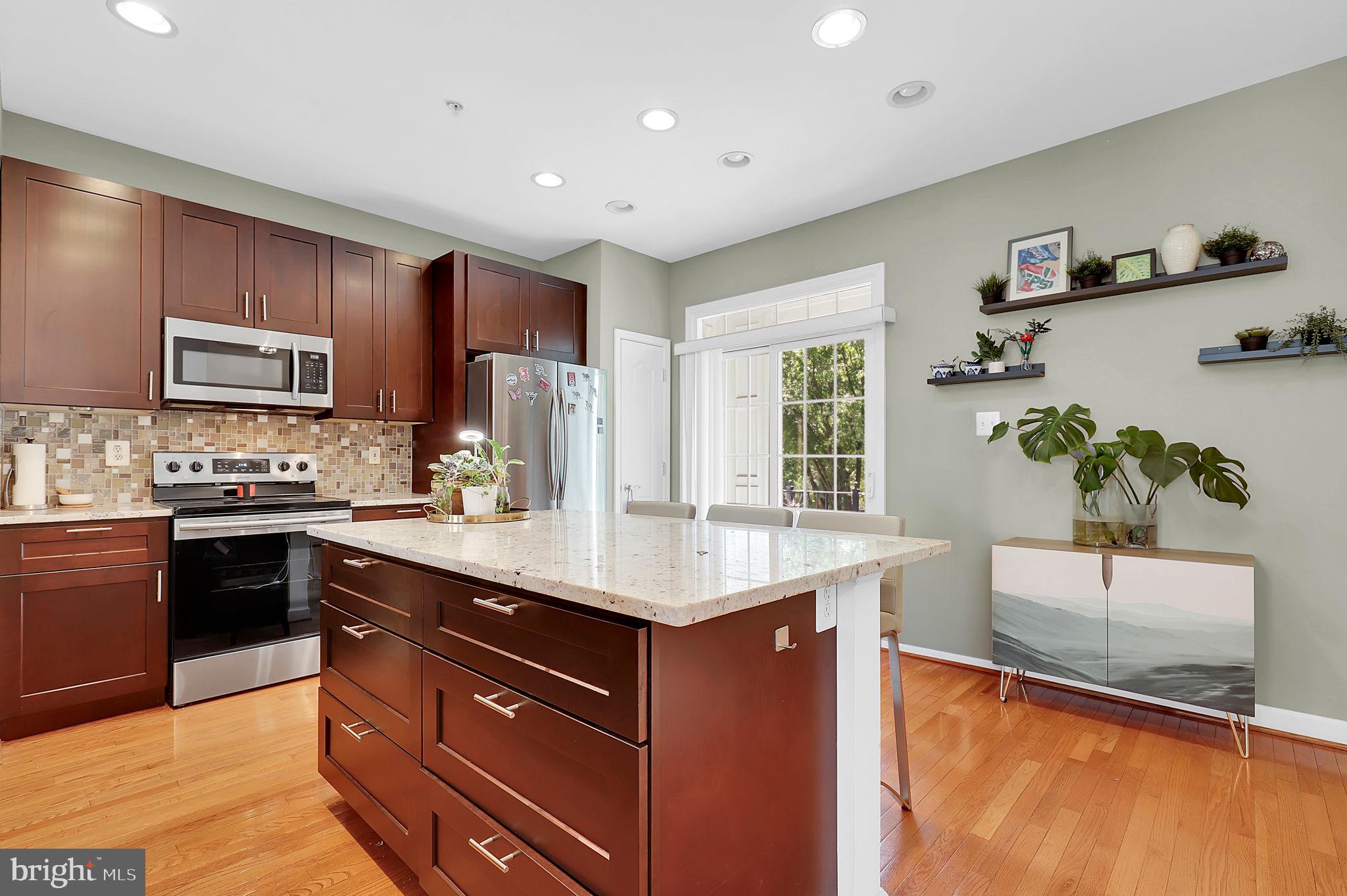 KING FARM BAILEYS COMMON - Residential