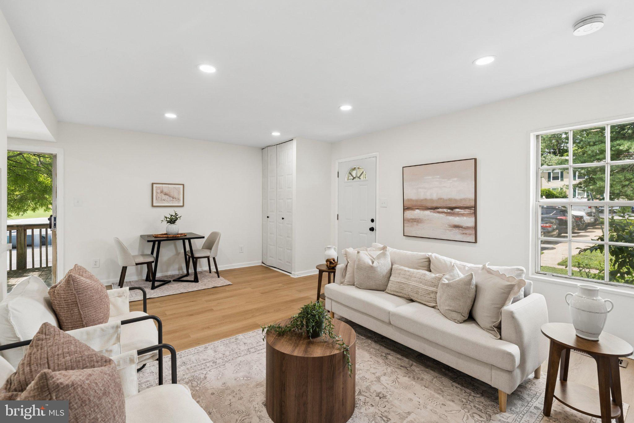 BROOKSHIRE - Residential