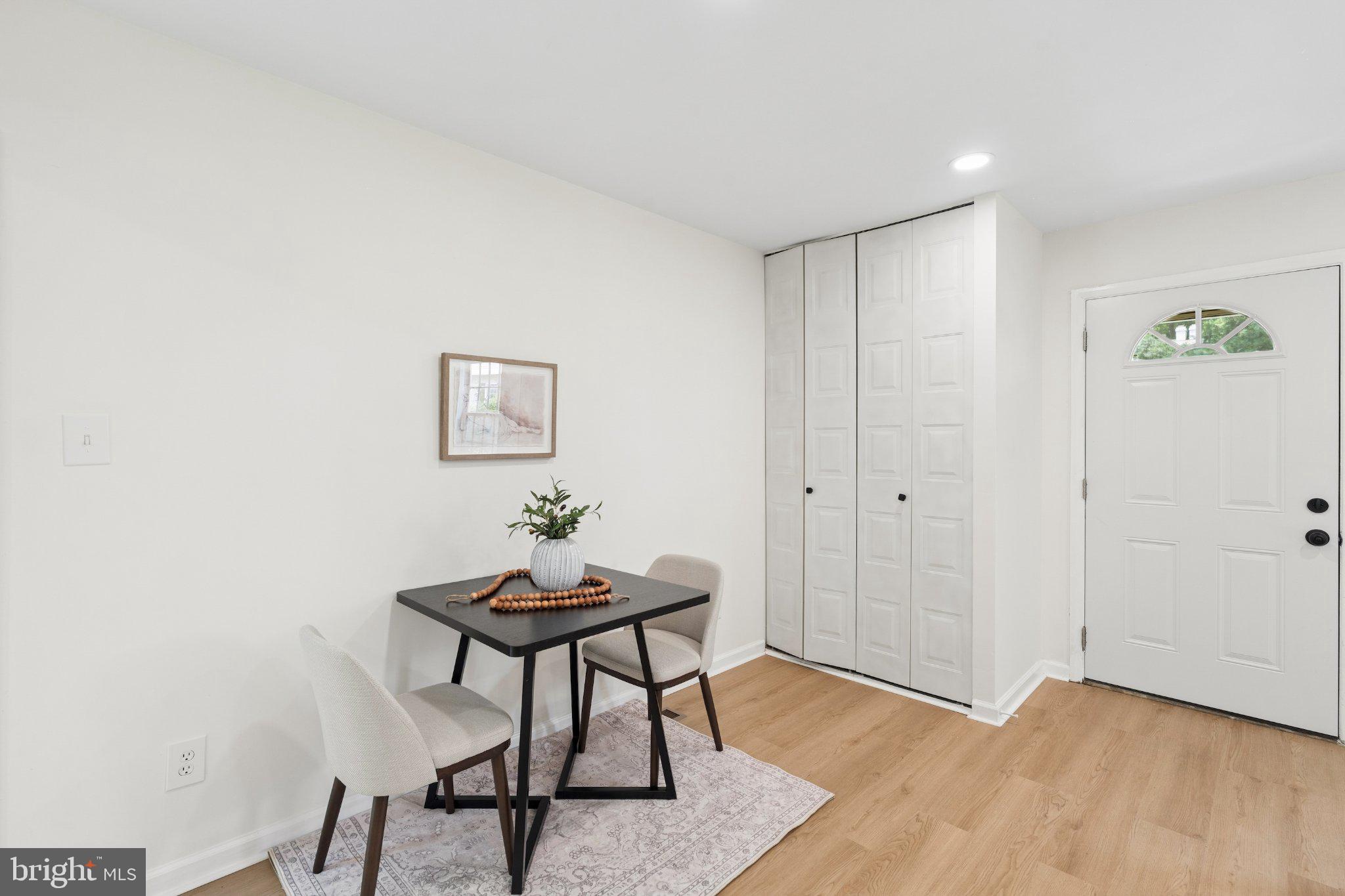 BROOKSHIRE - Residential