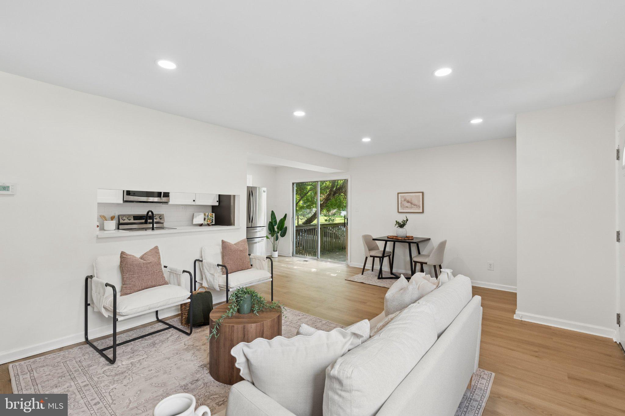 BROOKSHIRE - Residential